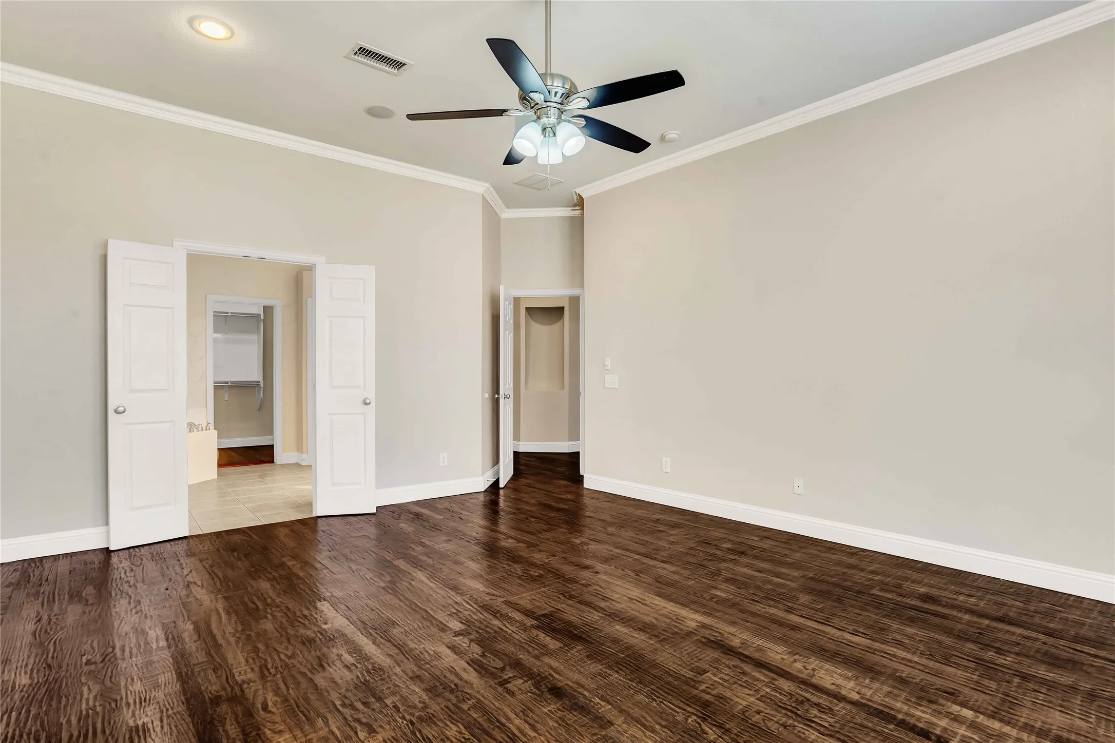 Single Family Residence For Sale in Collin County , 11567 Castle Brook Lane, Frisco, Texas 75035, 5 Bedroom, 4 Bathroom, 3 Garage spaces, 3,706 Sqft, built in 2005, mls#21287034, Real Estate Agent in Frisco, Homes For Sale in Collin county, Homes For Sale in Frisco, Realtor in Frisco Texas, Real Estate Brokerage Independent Realty Texas, Luminita Cordes Realtor