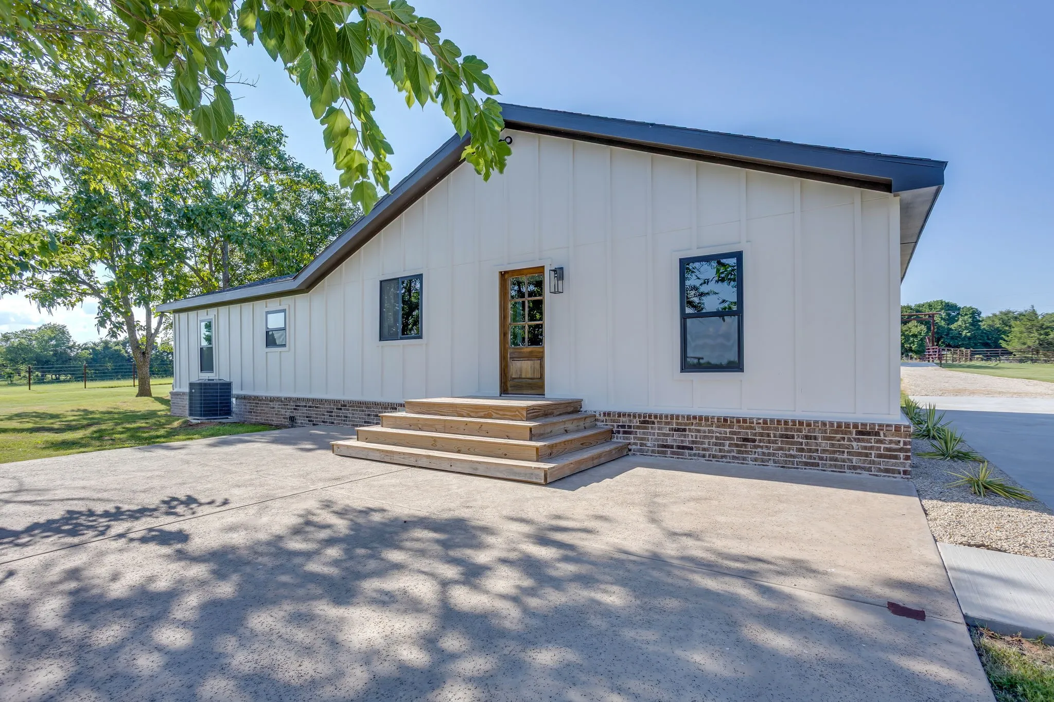 Farm For Sale in Cooke County , 1778 County Road 217, Collinsville, Texas 76233, 3 Bedrooms, 2 Bathrooms, Garage spaces, 1,672 Sqft, built in 2025, Price $1,195,000, mls#21326319, Real Estate Agent in Collinsville, Homes For Sale in Cooke county, Homes For Sale in Collinsville, Realtor in Collinsville Texas, Real Estate Brokerage Independent Realty Texas, Luminita Cordes Realtor