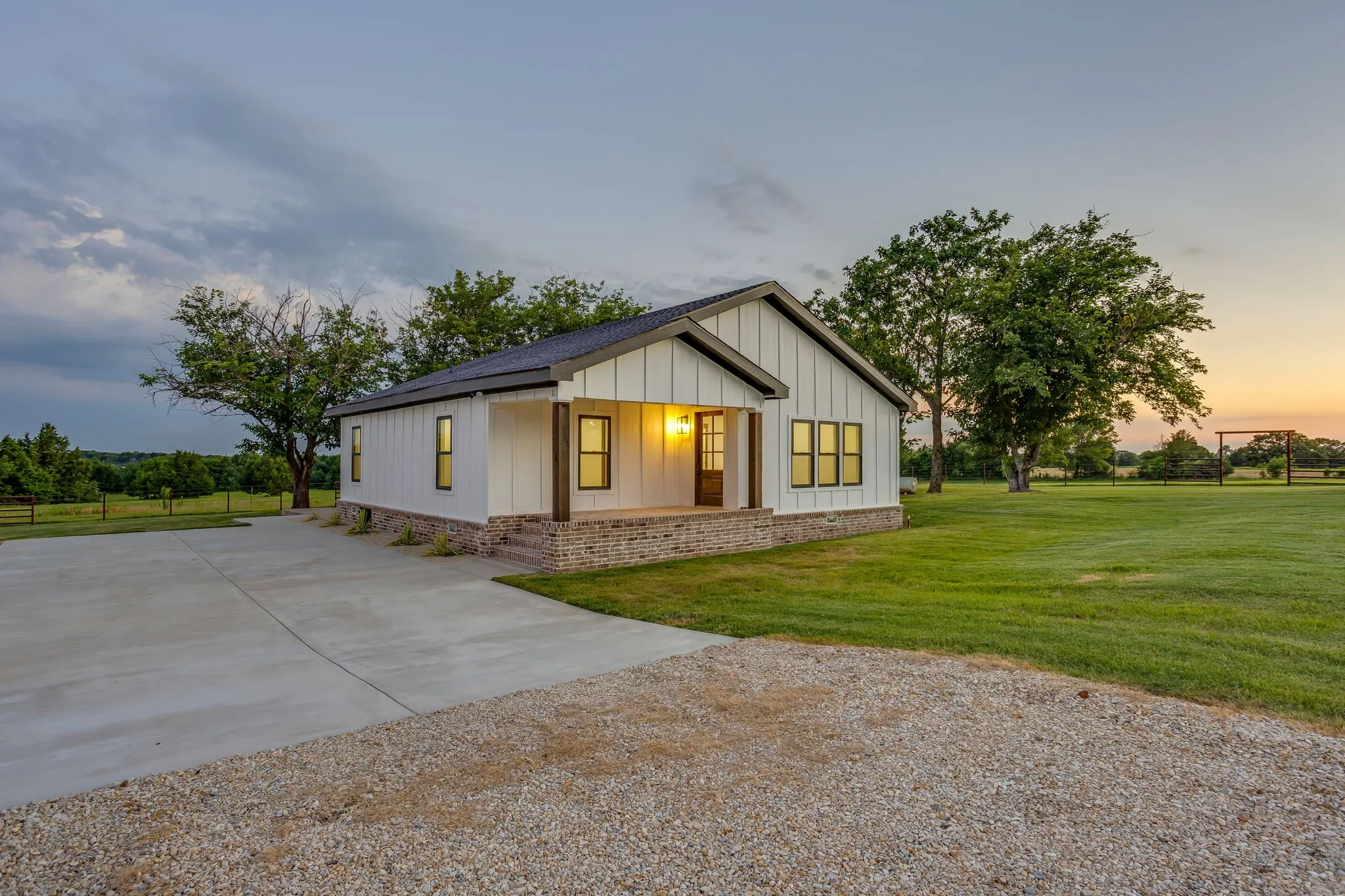 Farm For Sale in Cooke County , 1778 County Road 217, Collinsville, Texas 76233, 3 Bedrooms, 2 Bathrooms, Garage spaces, 1,672 Sqft, built in 2025, Price $1,195,000, mls#21326319, Real Estate Agent in Collinsville, Homes For Sale in Cooke county, Homes For Sale in Collinsville, Realtor in Collinsville Texas, Real Estate Brokerage Independent Realty Texas, Luminita Cordes Realtor