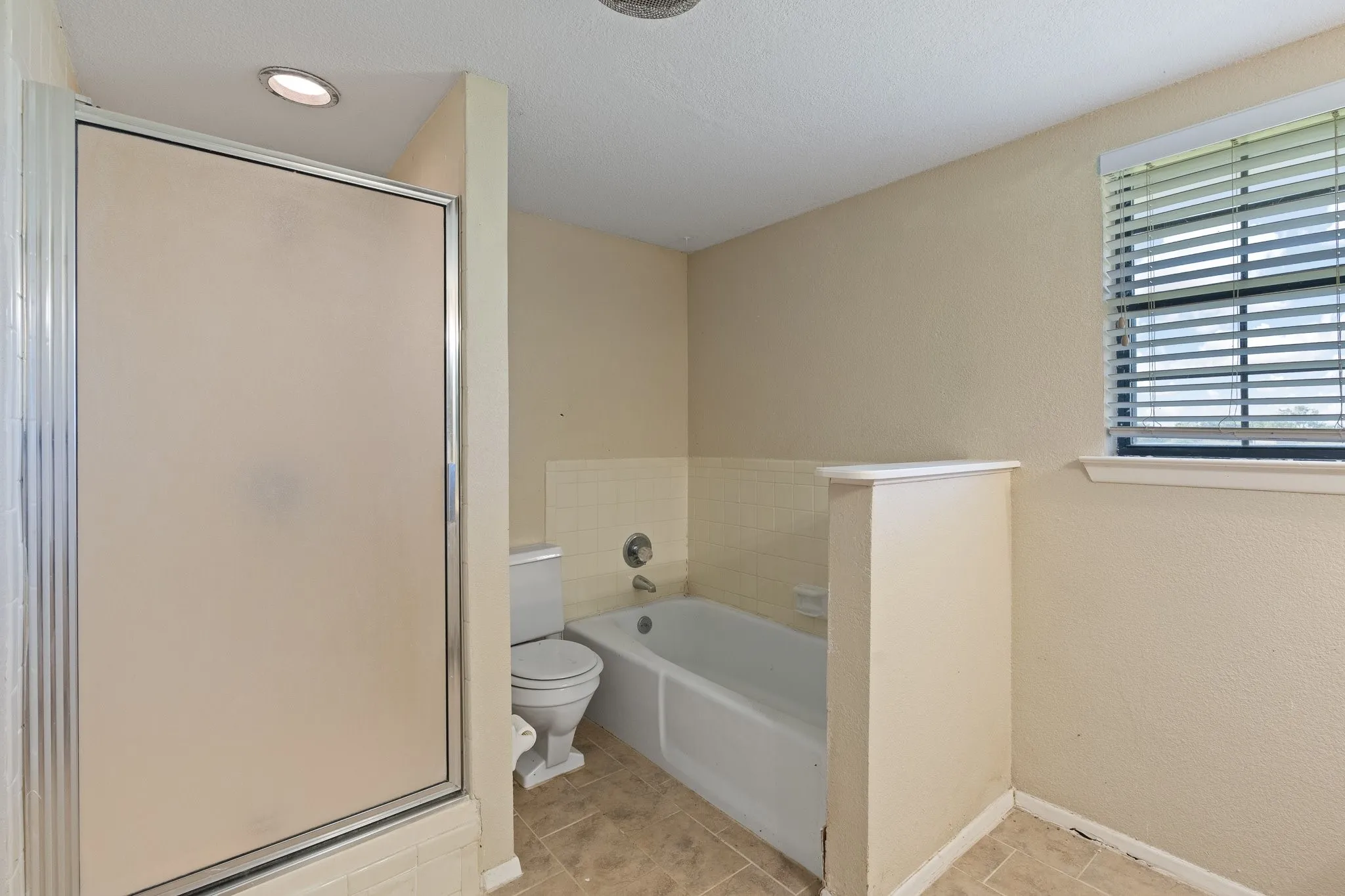 Single Family Residence For Sale in Johnson County , 4709 W Fm 917, Godley, Texas 76044, 5 Bedroom, 3 Bathroom, 2 Garage spaces, 3,652 Sqft, built in 0, mls#21324328, Real Estate Agent in Godley, Homes For Sale in Johnson county, Homes For Sale in Godley, Realtor in Godley Texas, Real Estate Brokerage Independent Realty Texas, Luminita Cordes Realtor