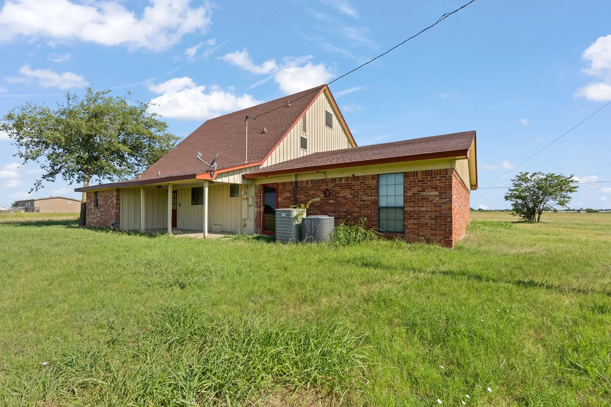 Single Family Residence For Sale in Johnson County , 4709 W Fm 917, Godley, Texas 76044, 5 Bedroom, 3 Bathroom, 2 Garage spaces, 3,652 Sqft, built in 0, mls#21324328, Real Estate Agent in Godley, Homes For Sale in Johnson county, Homes For Sale in Godley, Realtor in Godley Texas, Real Estate Brokerage Independent Realty Texas, Luminita Cordes Realtor