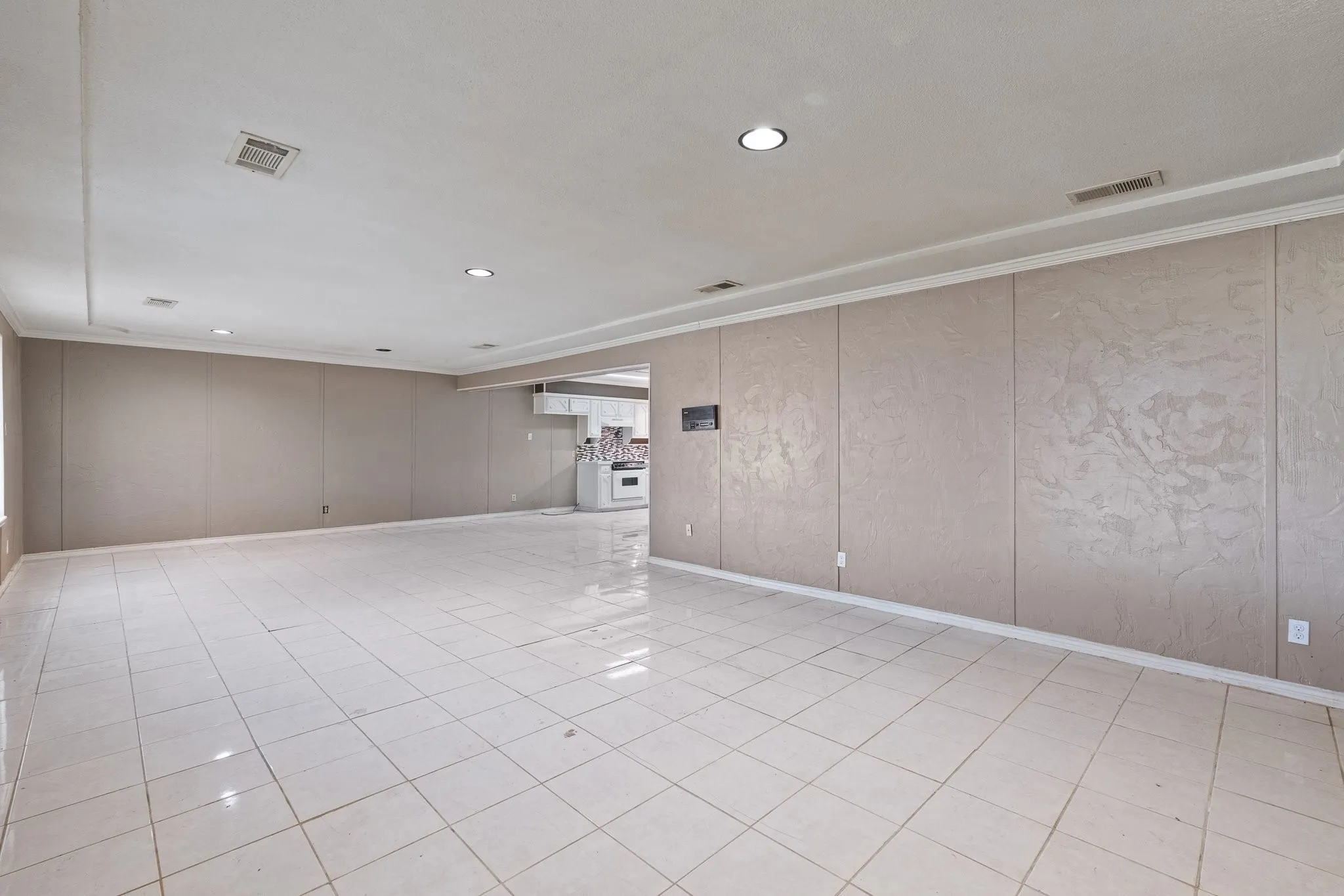 Single Family Residence For Sale in Johnson County , 4709 W Fm 917, Godley, Texas 76044, 5 Bedroom, 3 Bathroom, 2 Garage spaces, 3,652 Sqft, built in 0, mls#21324328, Real Estate Agent in Godley, Homes For Sale in Johnson county, Homes For Sale in Godley, Realtor in Godley Texas, Real Estate Brokerage Independent Realty Texas, Luminita Cordes Realtor