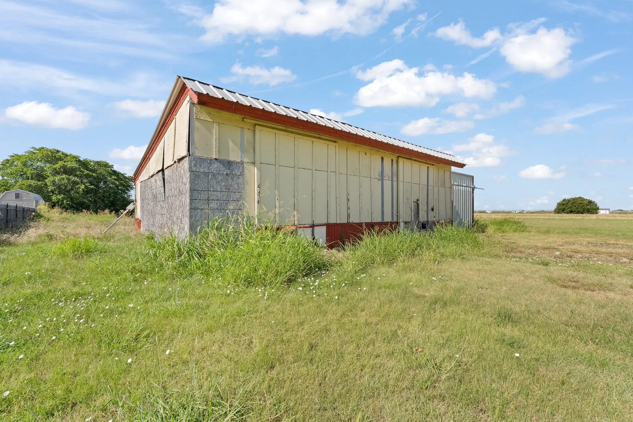 Single Family Residence For Sale in Johnson County , 4709 W Fm 917, Godley, Texas 76044, 5 Bedroom, 3 Bathroom, 2 Garage spaces, 3,652 Sqft, built in 0, mls#21324328, Real Estate Agent in Godley, Homes For Sale in Johnson county, Homes For Sale in Godley, Realtor in Godley Texas, Real Estate Brokerage Independent Realty Texas, Luminita Cordes Realtor