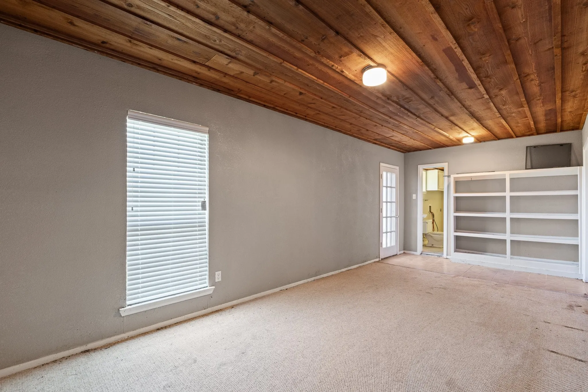 Single Family Residence For Sale in Johnson County , 4709 W Fm 917, Godley, Texas 76044, 5 Bedroom, 3 Bathroom, 2 Garage spaces, 3,652 Sqft, built in 0, mls#21324328, Real Estate Agent in Godley, Homes For Sale in Johnson county, Homes For Sale in Godley, Realtor in Godley Texas, Real Estate Brokerage Independent Realty Texas, Luminita Cordes Realtor