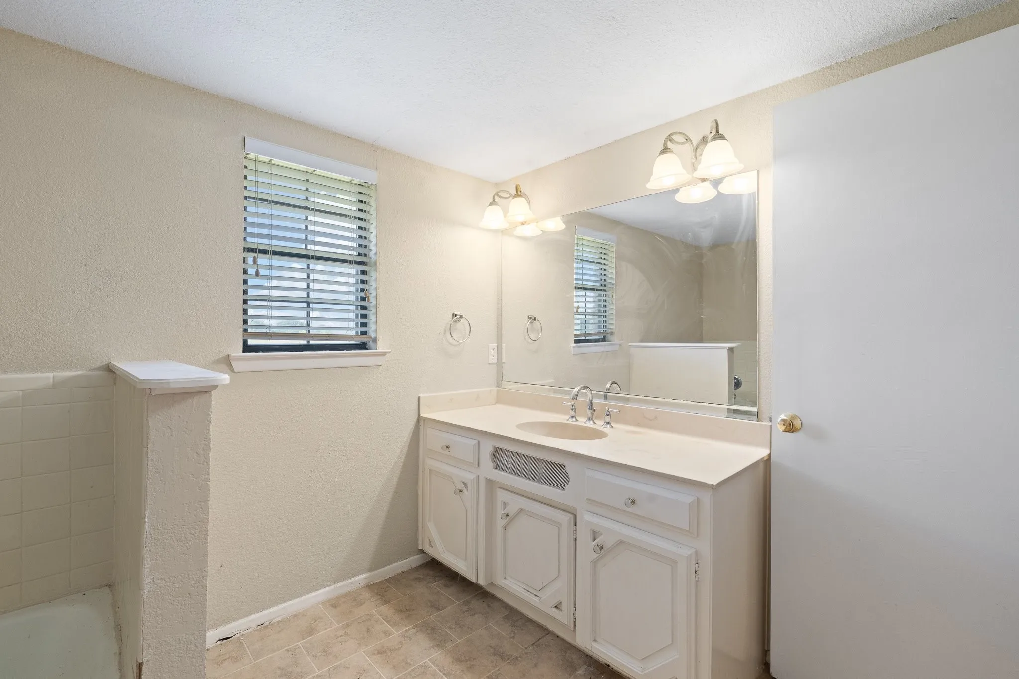 Single Family Residence For Sale in Johnson County , 4709 W Fm 917, Godley, Texas 76044, 5 Bedroom, 3 Bathroom, 2 Garage spaces, 3,652 Sqft, built in 0, mls#21324328, Real Estate Agent in Godley, Homes For Sale in Johnson county, Homes For Sale in Godley, Realtor in Godley Texas, Real Estate Brokerage Independent Realty Texas, Luminita Cordes Realtor