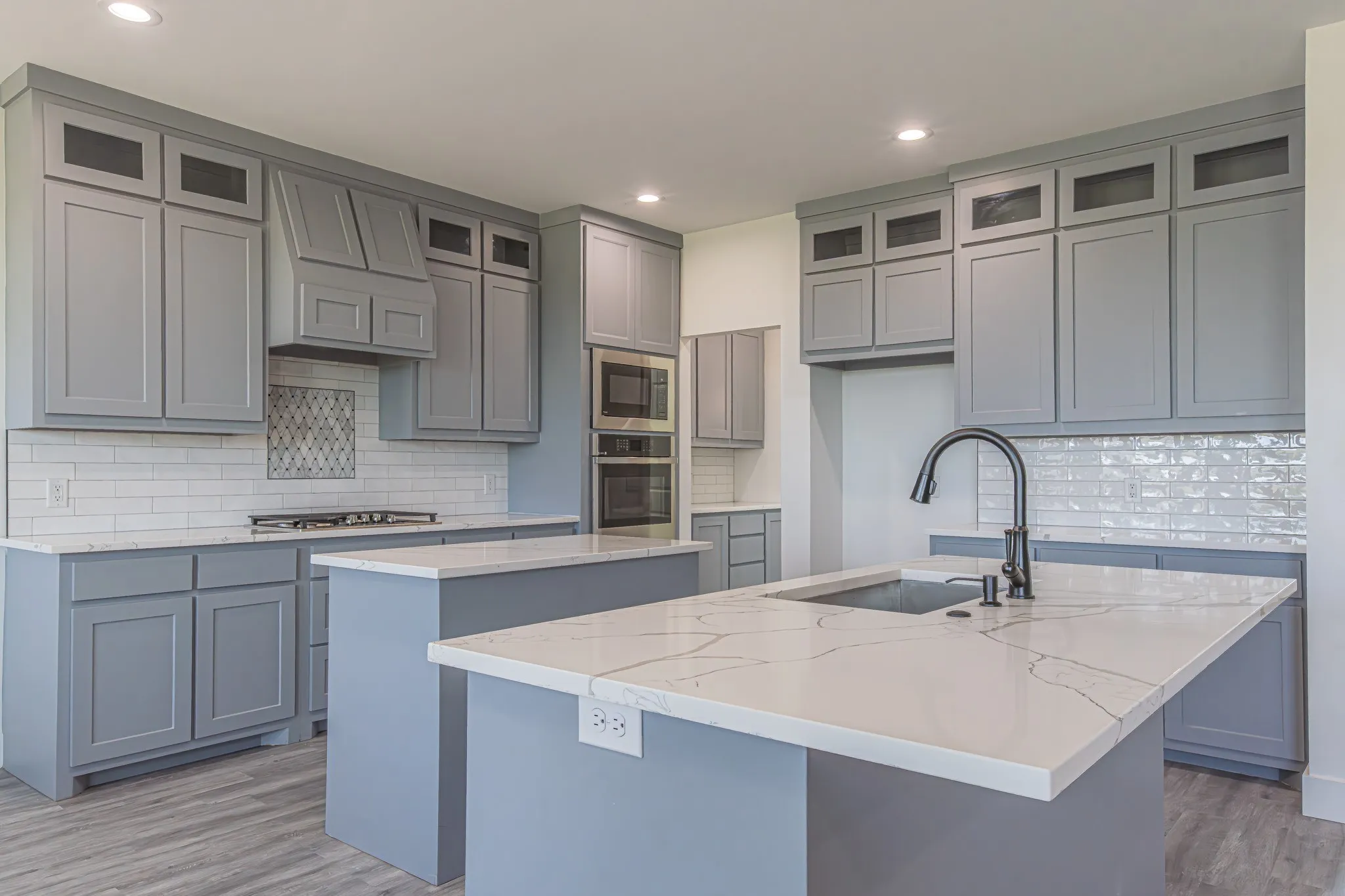 Single Family Residence For Sale in Parker County , 140 Alamo Road, Weatherford, Texas 76088, 4 Bedroom, 3 Bathroom, 2 Garage spaces, 2,530 Sqft, built in 2021, mls#21325773, Real Estate Agent in Weatherford, Homes For Sale in Parker county, Homes For Sale in Weatherford, Realtor in Weatherford Texas, Real Estate Brokerage Independent Realty Texas, Luminita Cordes Realtor