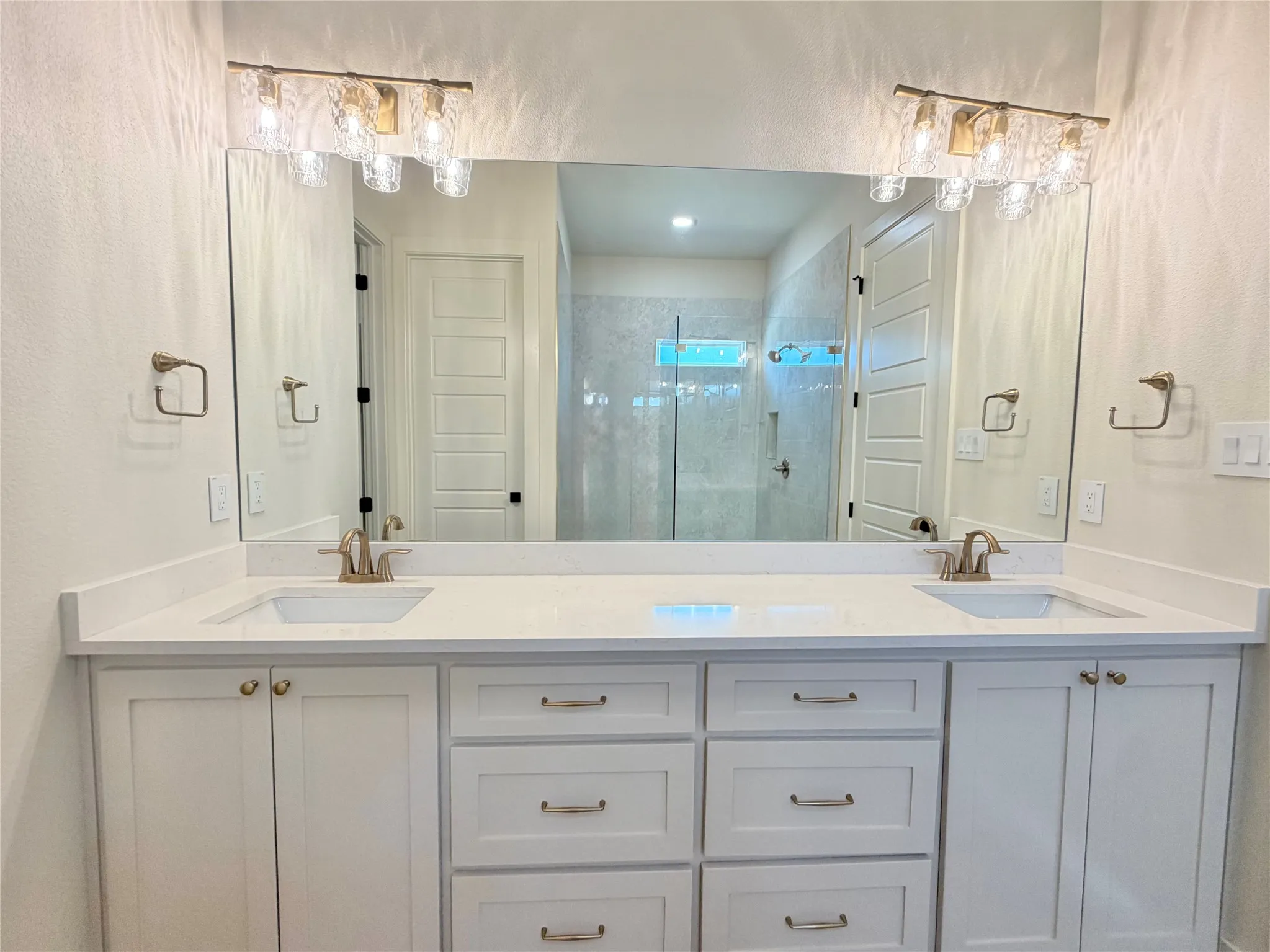 Single Family Residence For Sale in Parker County , 1004 Sabrina Court, Weatherford, Texas 76085, 3 Bedroom, 3 Bathroom, 3 Garage spaces, 1,988 Sqft, built in 2026, mls#21327346, Real Estate Agent in Weatherford, Homes For Sale in Parker county, Homes For Sale in Weatherford, Realtor in Weatherford Texas, Real Estate Brokerage Independent Realty Texas, Luminita Cordes Realtor