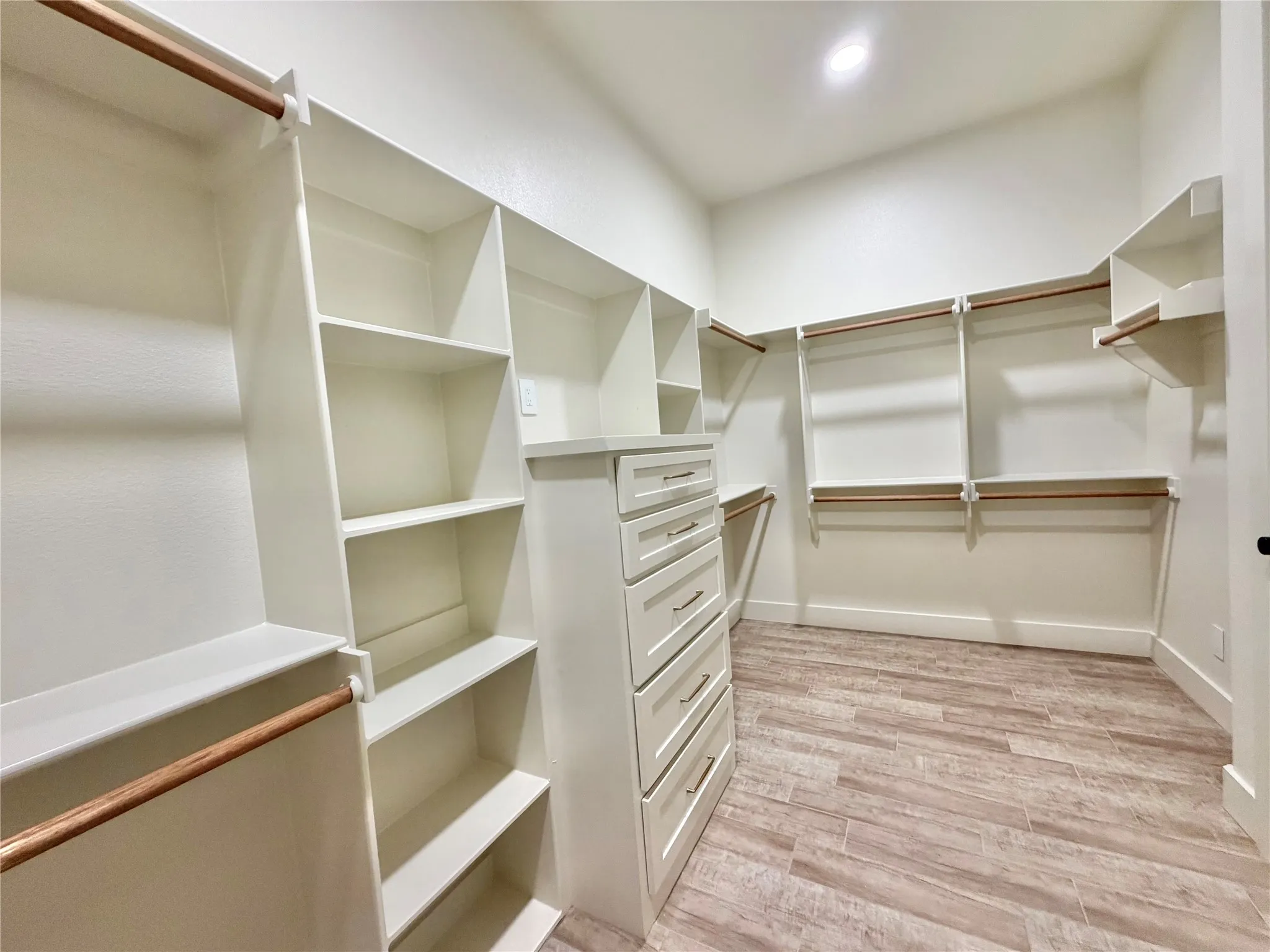 Single Family Residence For Sale in Parker County , 1004 Sabrina Court, Weatherford, Texas 76085, 3 Bedroom, 3 Bathroom, 3 Garage spaces, 1,988 Sqft, built in 2026, mls#21327346, Real Estate Agent in Weatherford, Homes For Sale in Parker county, Homes For Sale in Weatherford, Realtor in Weatherford Texas, Real Estate Brokerage Independent Realty Texas, Luminita Cordes Realtor