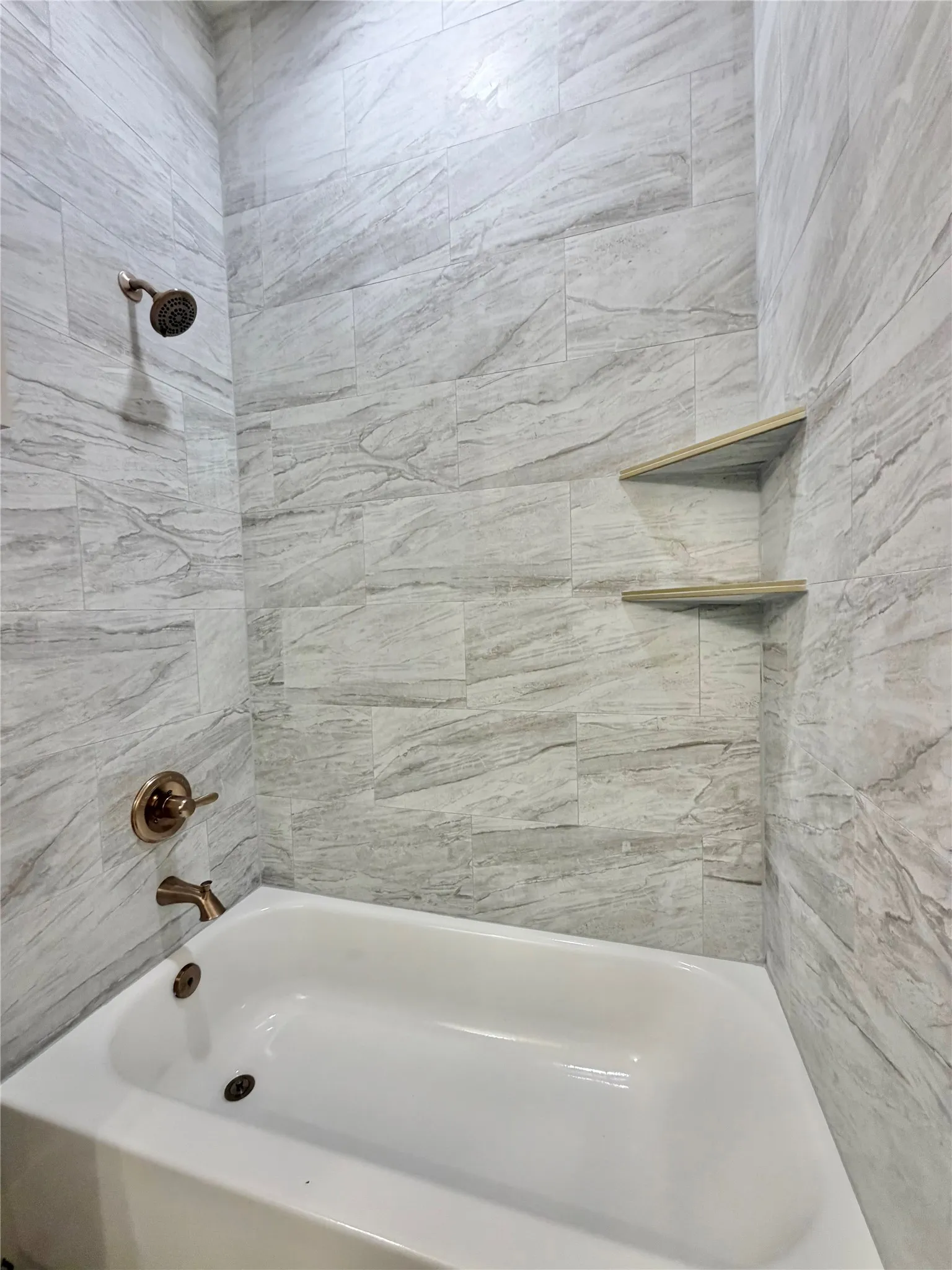 Single Family Residence For Sale in Parker County , 1004 Sabrina Court, Weatherford, Texas 76085, 3 Bedroom, 3 Bathroom, 3 Garage spaces, 1,988 Sqft, built in 2026, mls#21327346, Real Estate Agent in Weatherford, Homes For Sale in Parker county, Homes For Sale in Weatherford, Realtor in Weatherford Texas, Real Estate Brokerage Independent Realty Texas, Luminita Cordes Realtor