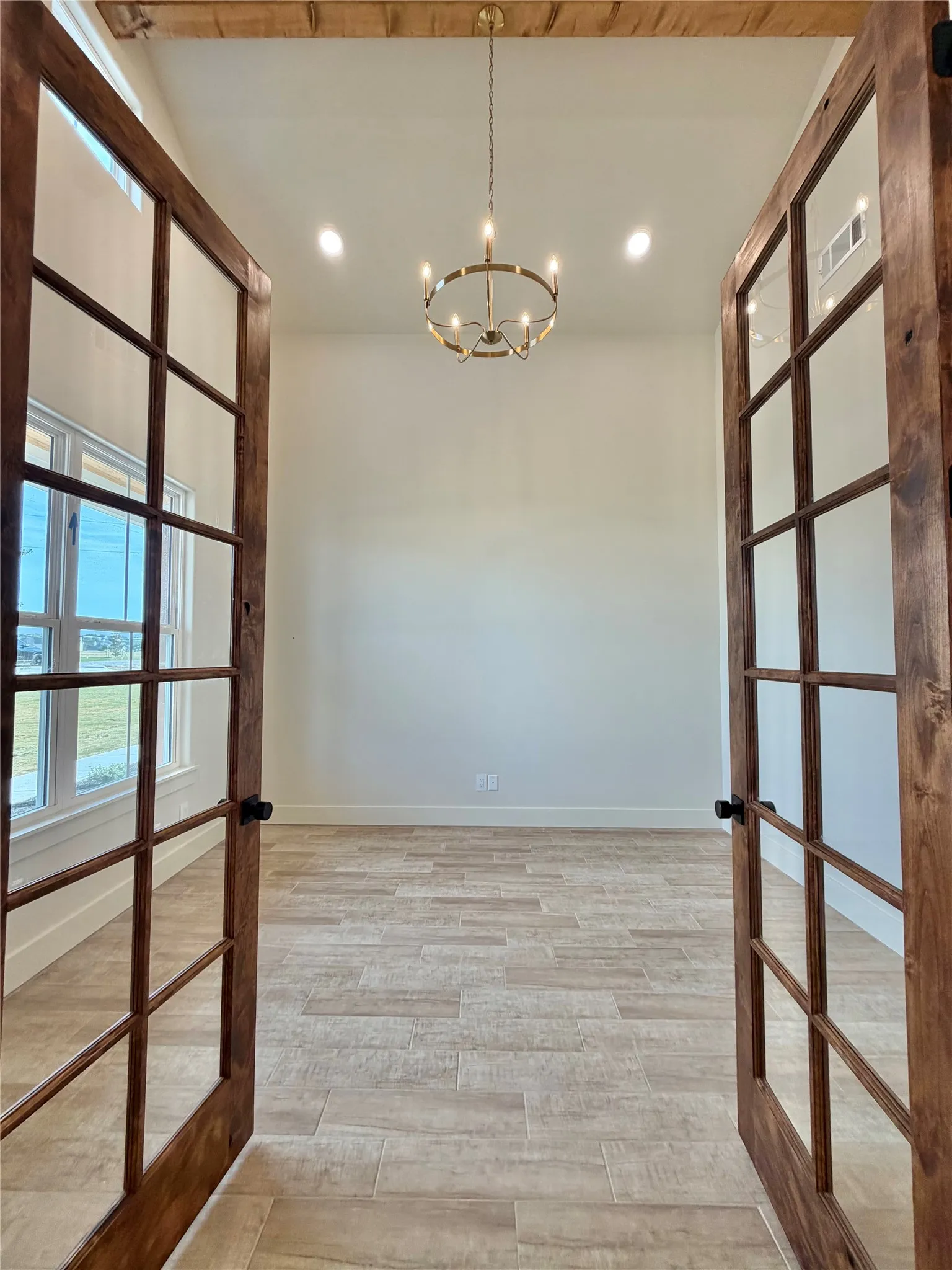 Single Family Residence For Sale in Parker County , 1004 Sabrina Court, Weatherford, Texas 76085, 3 Bedroom, 3 Bathroom, 3 Garage spaces, 1,988 Sqft, built in 2026, mls#21327346, Real Estate Agent in Weatherford, Homes For Sale in Parker county, Homes For Sale in Weatherford, Realtor in Weatherford Texas, Real Estate Brokerage Independent Realty Texas, Luminita Cordes Realtor