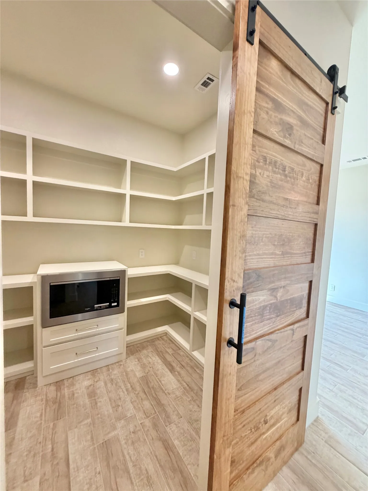 Single Family Residence For Sale in Parker County , 1004 Sabrina Court, Weatherford, Texas 76085, 3 Bedroom, 3 Bathroom, 3 Garage spaces, 1,988 Sqft, built in 2026, mls#21327346, Real Estate Agent in Weatherford, Homes For Sale in Parker county, Homes For Sale in Weatherford, Realtor in Weatherford Texas, Real Estate Brokerage Independent Realty Texas, Luminita Cordes Realtor