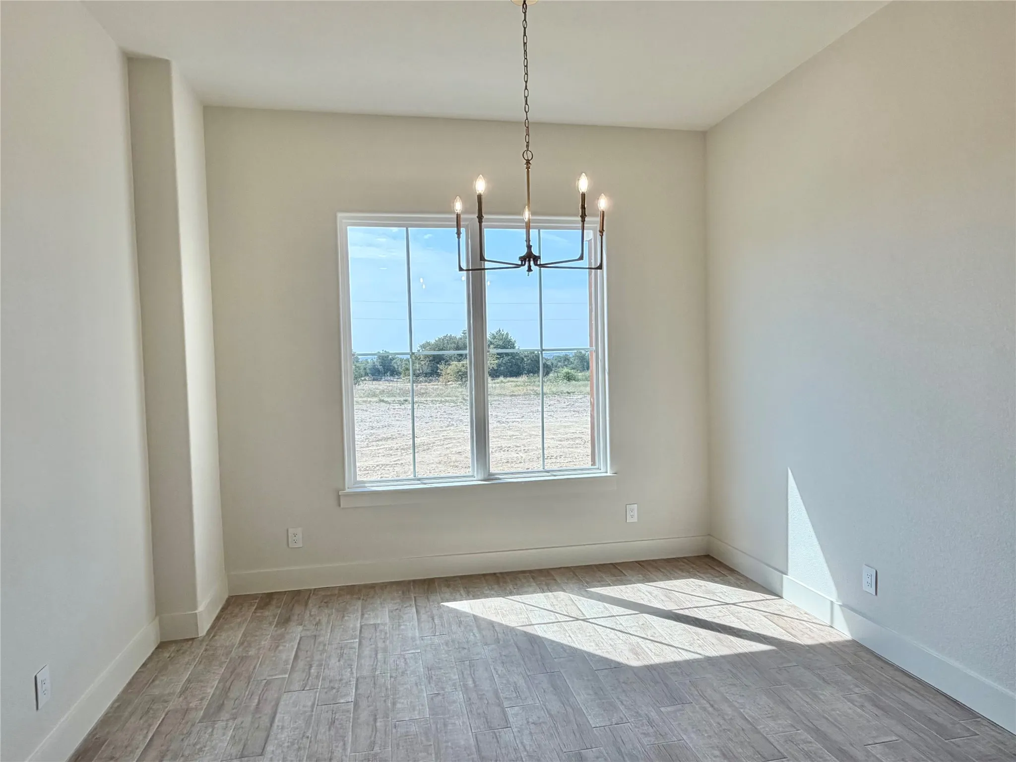 Single Family Residence For Sale in Parker County , 1004 Sabrina Court, Weatherford, Texas 76085, 3 Bedroom, 3 Bathroom, 3 Garage spaces, 1,988 Sqft, built in 2026, mls#21327346, Real Estate Agent in Weatherford, Homes For Sale in Parker county, Homes For Sale in Weatherford, Realtor in Weatherford Texas, Real Estate Brokerage Independent Realty Texas, Luminita Cordes Realtor