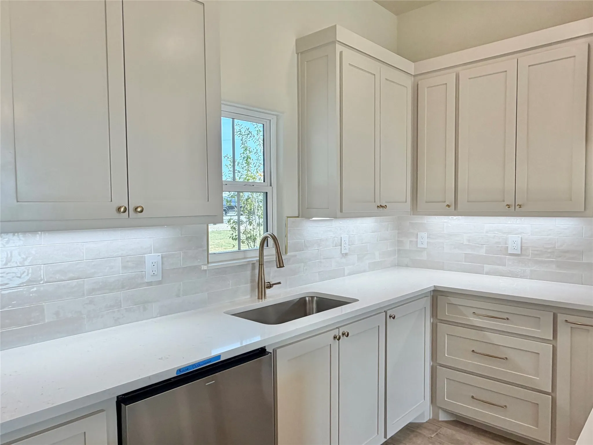Single Family Residence For Sale in Parker County , 1004 Sabrina Court, Weatherford, Texas 76085, 3 Bedroom, 3 Bathroom, 3 Garage spaces, 1,988 Sqft, built in 2026, mls#21327346, Real Estate Agent in Weatherford, Homes For Sale in Parker county, Homes For Sale in Weatherford, Realtor in Weatherford Texas, Real Estate Brokerage Independent Realty Texas, Luminita Cordes Realtor
