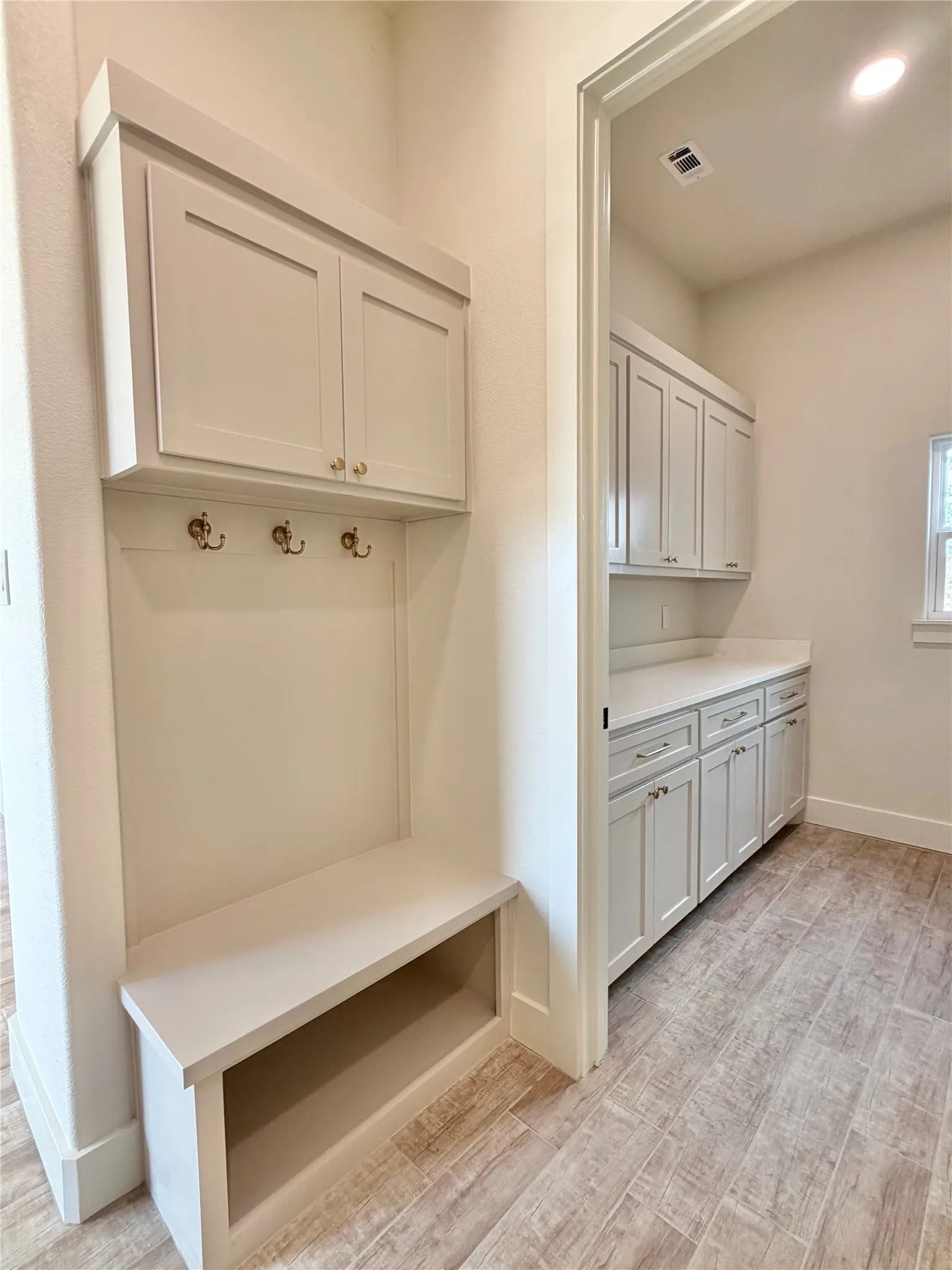 Single Family Residence For Sale in Parker County , 1004 Sabrina Court, Weatherford, Texas 76085, 3 Bedroom, 3 Bathroom, 3 Garage spaces, 1,988 Sqft, built in 2026, mls#21327346, Real Estate Agent in Weatherford, Homes For Sale in Parker county, Homes For Sale in Weatherford, Realtor in Weatherford Texas, Real Estate Brokerage Independent Realty Texas, Luminita Cordes Realtor