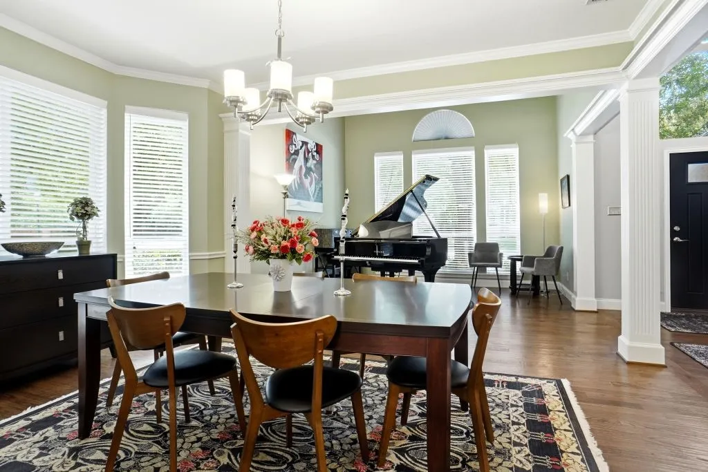Single Family Residence For Sale in Dallas County , 306 W Bethel School Road, Coppell, Texas 75019, 4 Bedroom, 3 Bathroom, 2 Garage spaces, 3,020 Sqft, built in 1994, mls#21327417, Real Estate Agent in Coppell, Homes For Sale in Dallas county, Homes For Sale in Coppell, Realtor in Coppell Texas, Real Estate Brokerage Independent Realty Texas, Luminita Cordes Realtor