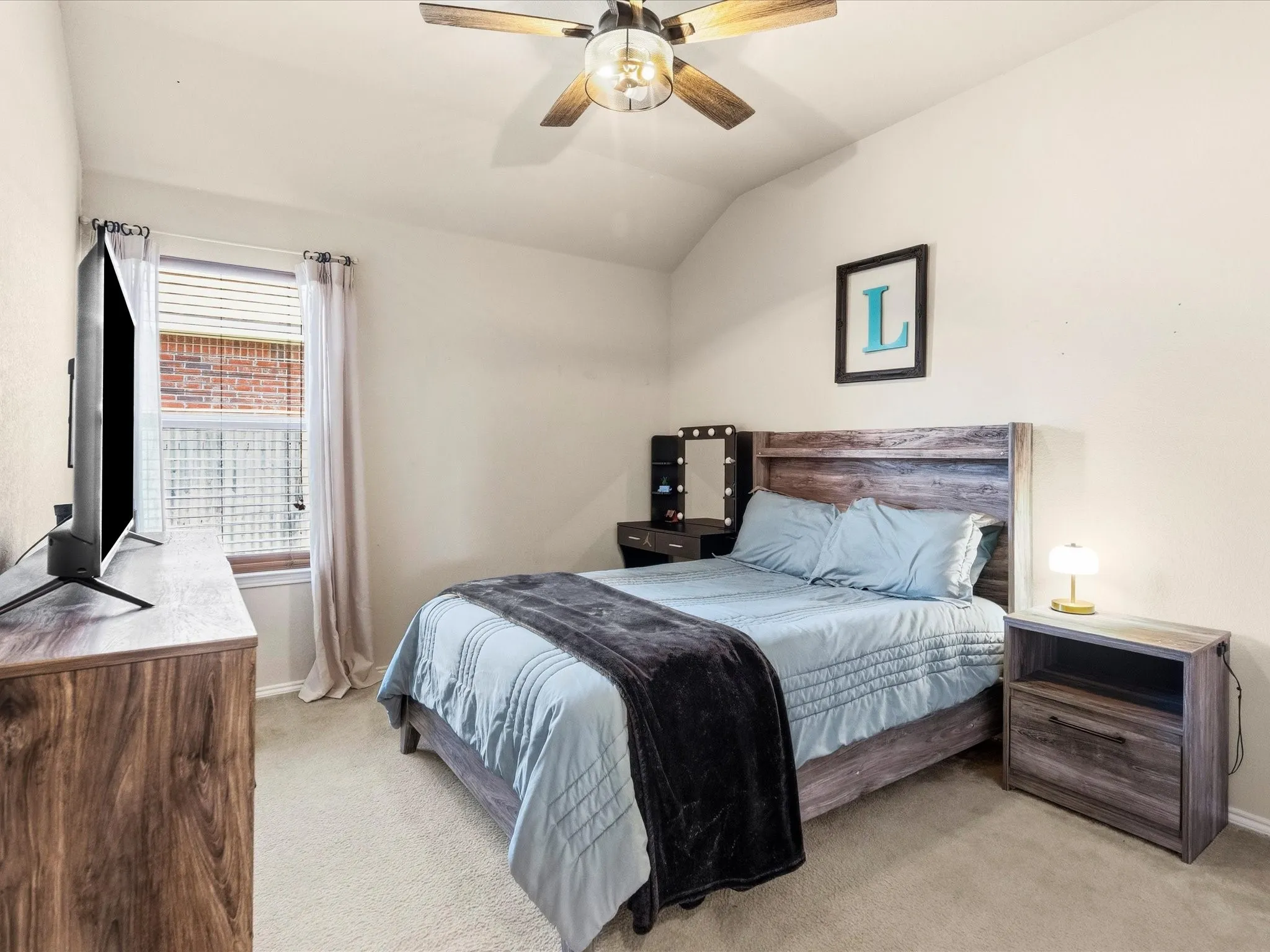 Single Family Residence For Sale in Tarrant County , 4517 Rockmill Trail, Fort Worth, Texas 76179, 3 Bedroom, 2 Bathroom, 2 Garage spaces, 1,834 Sqft, built in 2013, mls#21327419, Real Estate Agent in Fort Worth, Homes For Sale in Tarrant county, Homes For Sale in Fort Worth, Realtor in Fort Worth Texas, Real Estate Brokerage Independent Realty Texas, Luminita Cordes Realtor