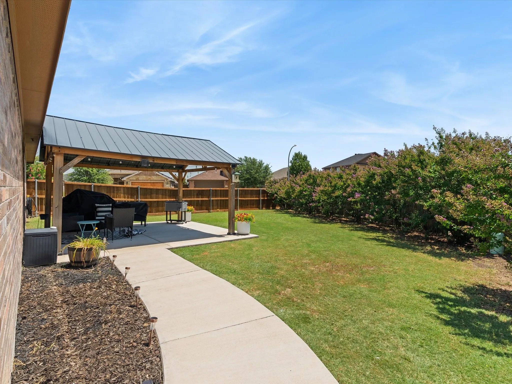 Single Family Residence For Sale in Tarrant County , 4517 Rockmill Trail, Fort Worth, Texas 76179, 3 Bedroom, 2 Bathroom, 2 Garage spaces, 1,834 Sqft, built in 2013, mls#21327419, Real Estate Agent in Fort Worth, Homes For Sale in Tarrant county, Homes For Sale in Fort Worth, Realtor in Fort Worth Texas, Real Estate Brokerage Independent Realty Texas, Luminita Cordes Realtor