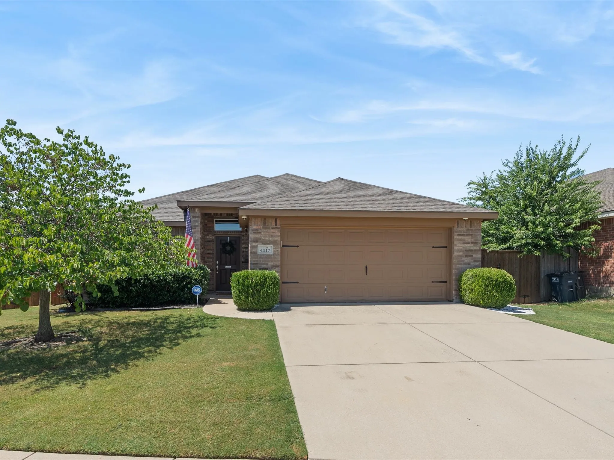 Single Family Residence For Sale in Tarrant County , 4517 Rockmill Trail, Fort Worth, Texas 76179, 3 Bedroom, 2 Bathroom, 2 Garage spaces, 1,834 Sqft, built in 2013, mls#21327419, Real Estate Agent in Fort Worth, Homes For Sale in Tarrant county, Homes For Sale in Fort Worth, Realtor in Fort Worth Texas, Real Estate Brokerage Independent Realty Texas, Luminita Cordes Realtor
