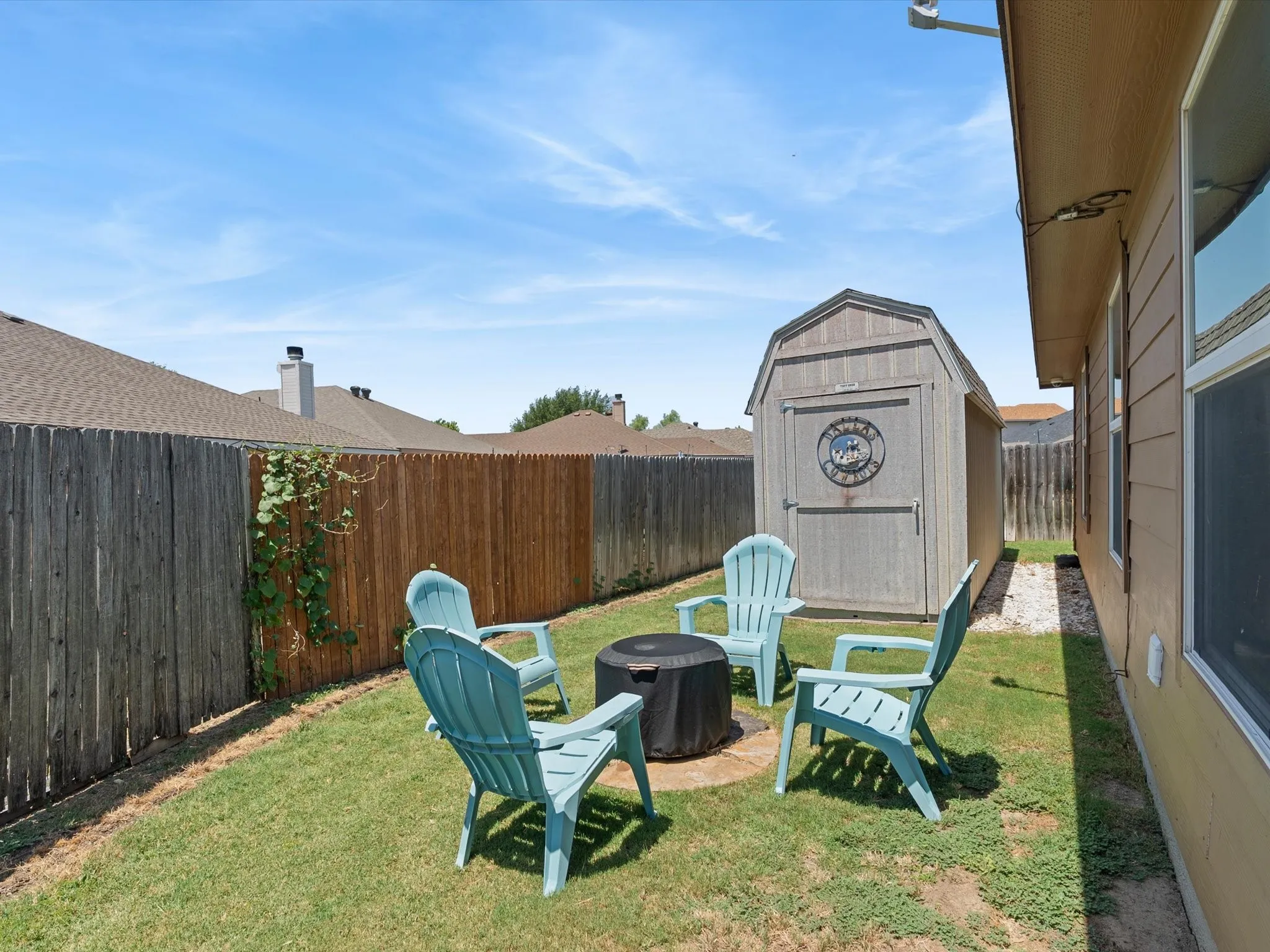 Single Family Residence For Sale in Tarrant County , 4517 Rockmill Trail, Fort Worth, Texas 76179, 3 Bedroom, 2 Bathroom, 2 Garage spaces, 1,834 Sqft, built in 2013, mls#21327419, Real Estate Agent in Fort Worth, Homes For Sale in Tarrant county, Homes For Sale in Fort Worth, Realtor in Fort Worth Texas, Real Estate Brokerage Independent Realty Texas, Luminita Cordes Realtor