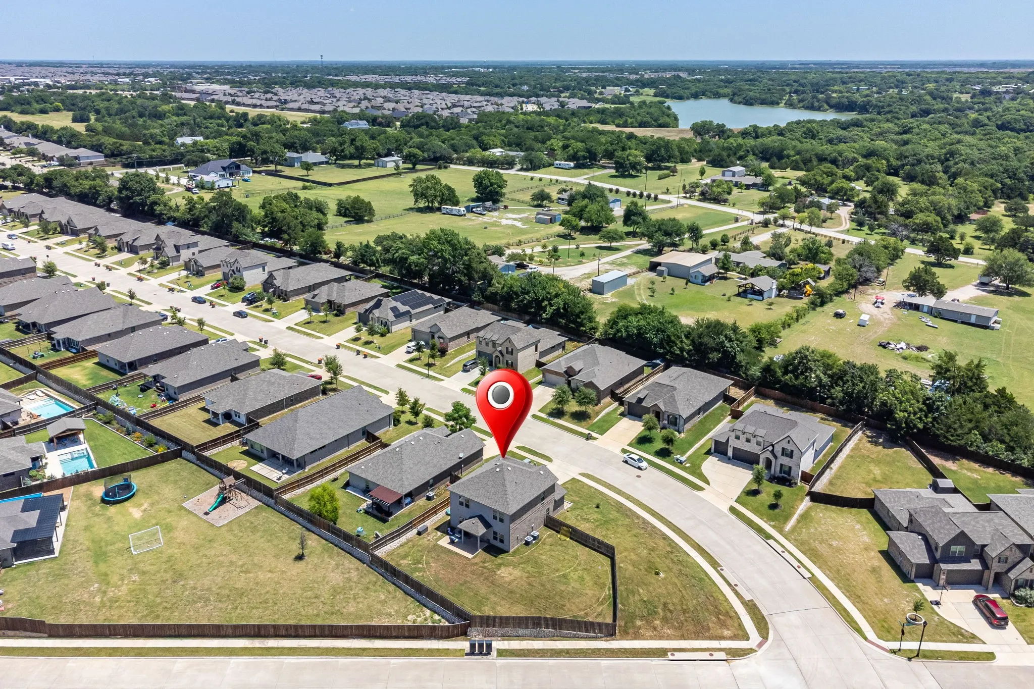 Single Family Residence For Sale in Collin County , 2112 Atlantic Avenue, Anna, Texas 75409, 5 Bedroom, 3 Bathroom, 2 Garage spaces, 2,404 Sqft, built in 2019, mls#21322145, Real Estate Agent in Anna, Homes For Sale in Collin county, Homes For Sale in Anna, Realtor in Anna Texas, Real Estate Brokerage Independent Realty Texas, Luminita Cordes Realtor