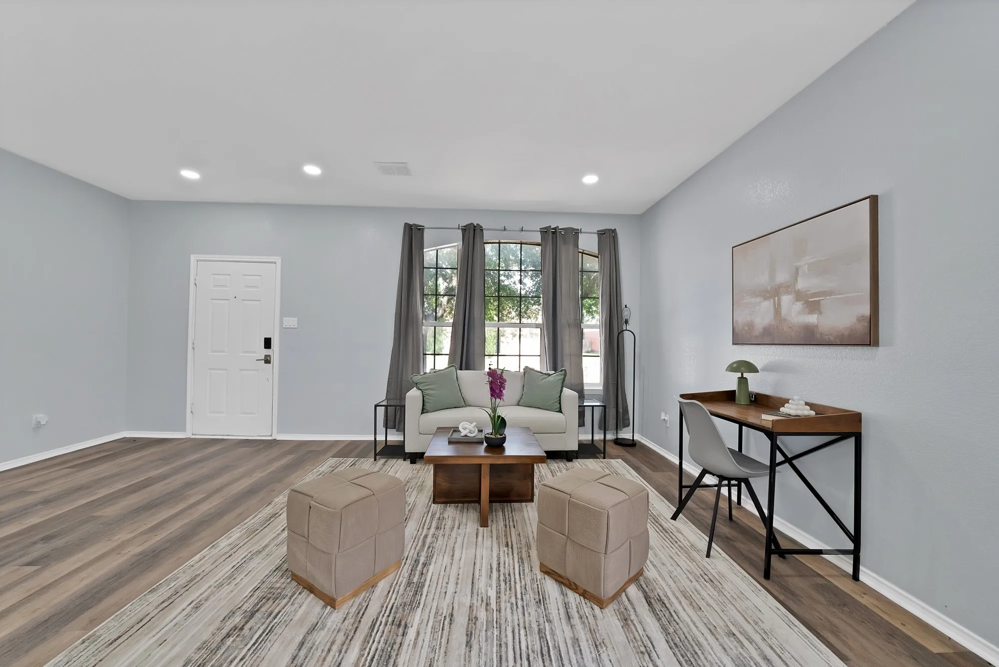 Single Family Residence For Rent in Tarrant County , 137 Heritage Drive, Crowley, Texas 76036, 4 Bedroom, 3 Bathroom, 2 Garage spaces, 2,851 Sqft, built in 2002, mls#21327336, Real Estate Agent in Crowley, Homes For Rent in Tarrant county, Homes For Rent in Crowley, Realtor in Crowley Texas, Real Estate Brokerage Independent Realty Texas, Luminita Cordes Realtor