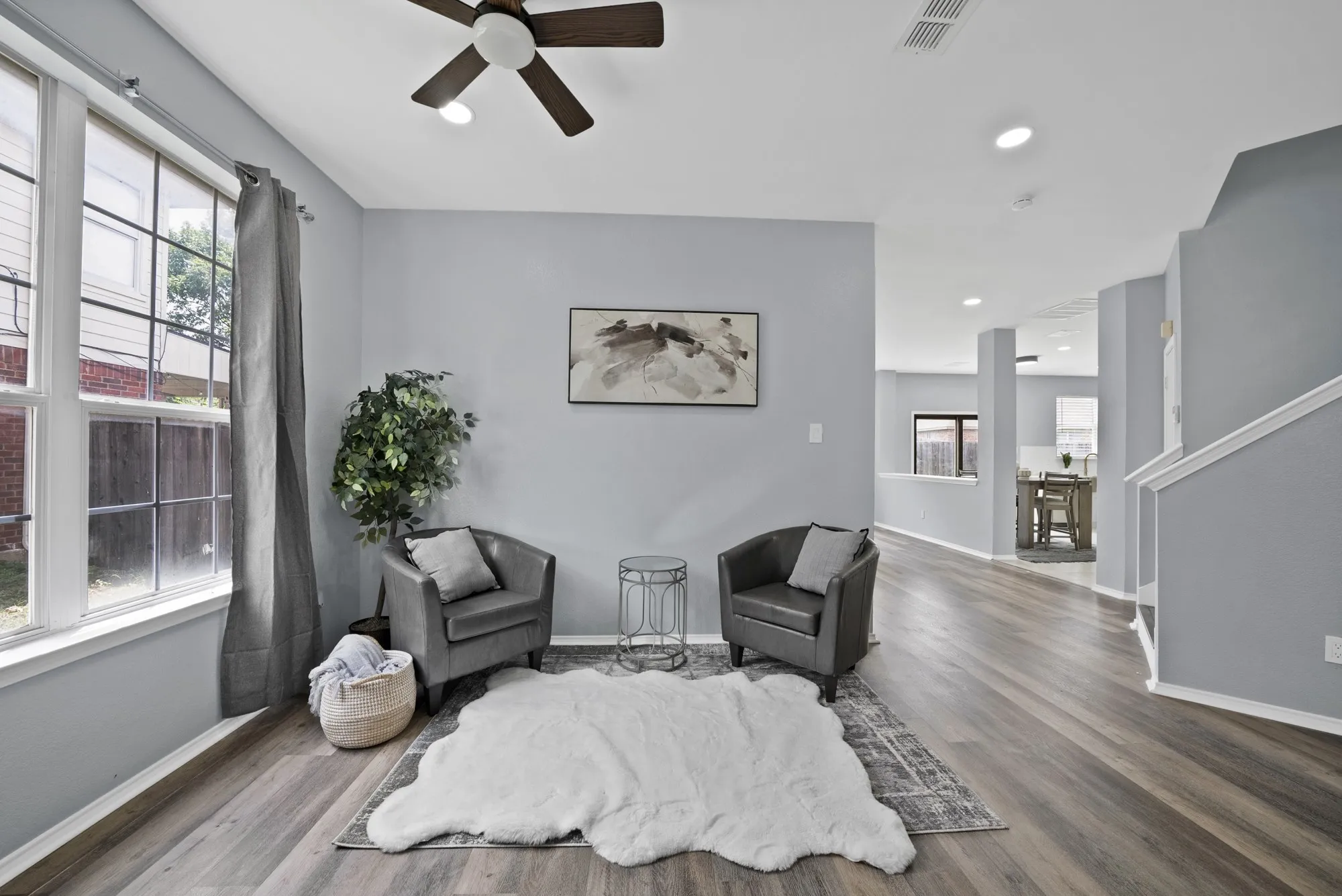 Single Family Residence For Rent in Tarrant County , 137 Heritage Drive, Crowley, Texas 76036, 4 Bedroom, 3 Bathroom, 2 Garage spaces, 2,851 Sqft, built in 2002, mls#21327336, Real Estate Agent in Crowley, Homes For Rent in Tarrant county, Homes For Rent in Crowley, Realtor in Crowley Texas, Real Estate Brokerage Independent Realty Texas, Luminita Cordes Realtor