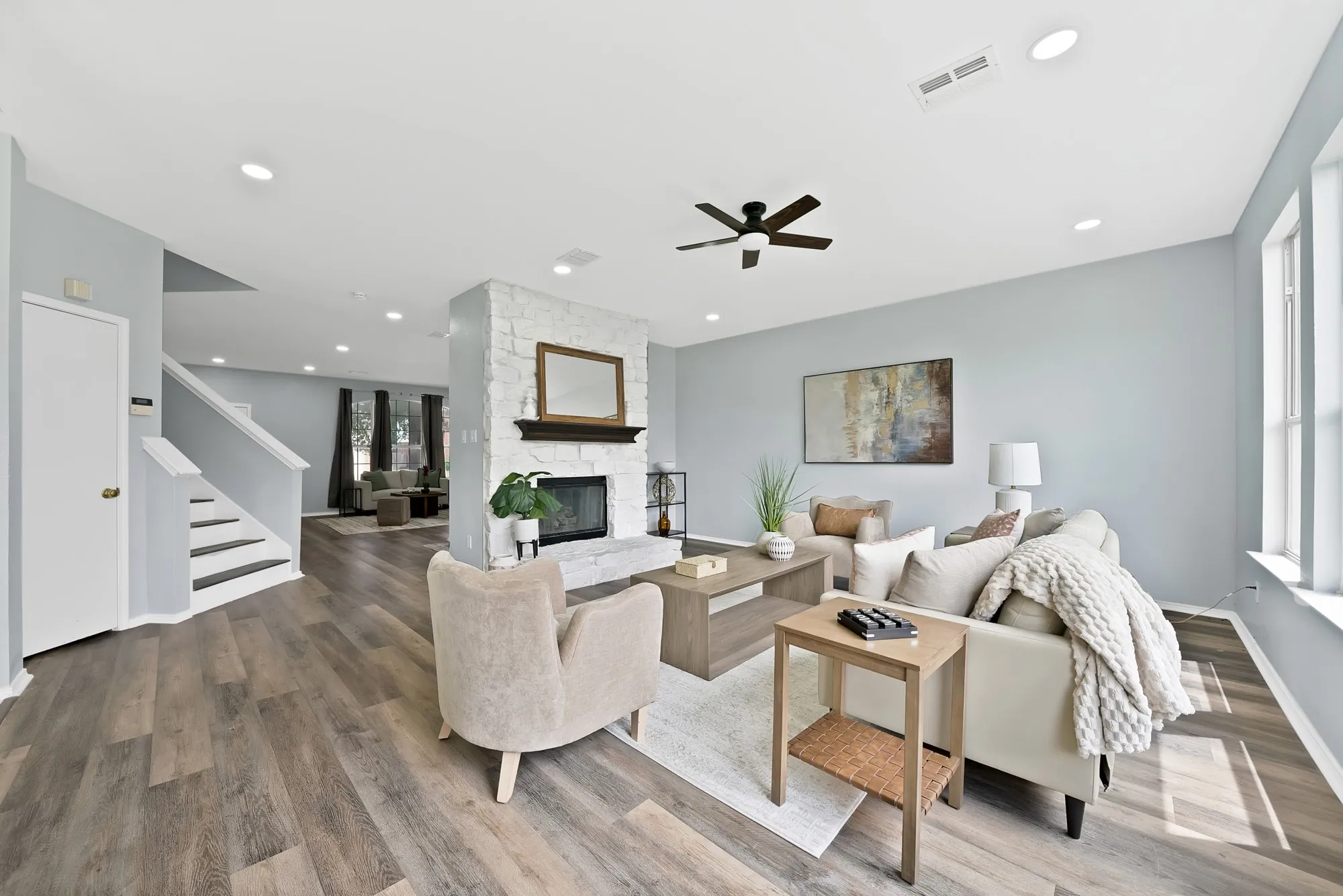Single Family Residence For Rent in Tarrant County , 137 Heritage Drive, Crowley, Texas 76036, 4 Bedroom, 3 Bathroom, 2 Garage spaces, 2,851 Sqft, built in 2002, mls#21327336, Real Estate Agent in Crowley, Homes For Rent in Tarrant county, Homes For Rent in Crowley, Realtor in Crowley Texas, Real Estate Brokerage Independent Realty Texas, Luminita Cordes Realtor