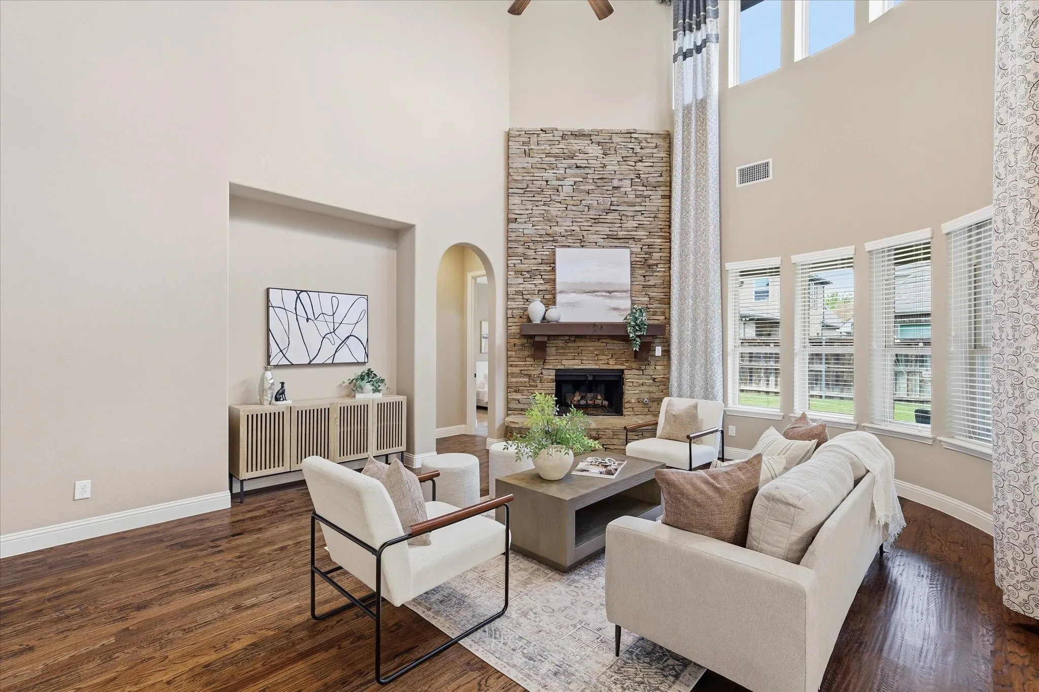 Single Family Residence For Sale in Dallas County , 615 Westhaven Road, Coppell, Texas 75019, 4 Bedroom, 4 Bathroom, 2 Garage spaces, 3,873 Sqft, built in 2014, mls#21327456, Real Estate Agent in Coppell, Homes For Sale in Dallas county, Homes For Sale in Coppell, Realtor in Coppell Texas, Real Estate Brokerage Independent Realty Texas, Luminita Cordes Realtor