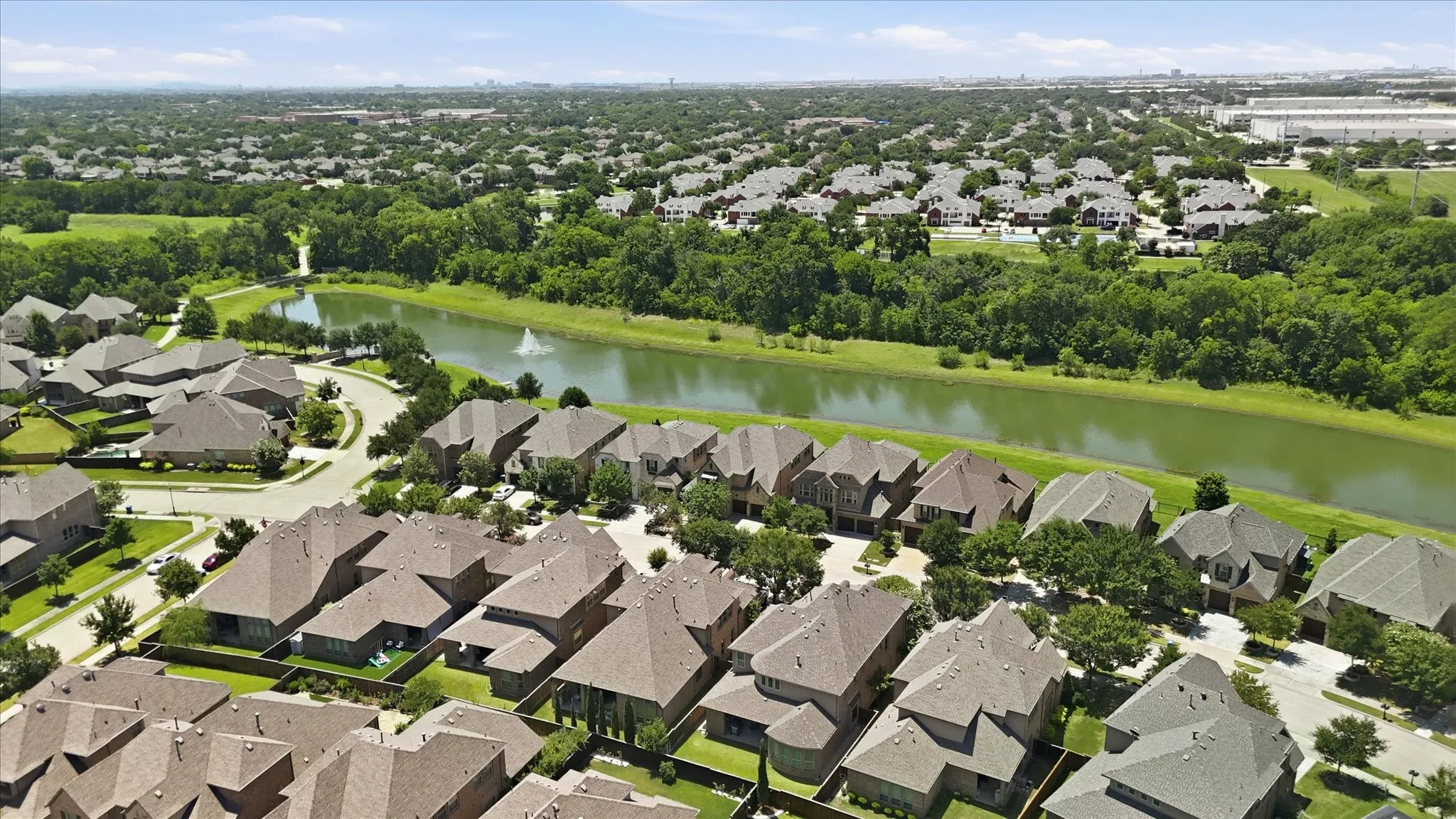 Single Family Residence For Sale in Dallas County , 615 Westhaven Road, Coppell, Texas 75019, 4 Bedroom, 4 Bathroom, 2 Garage spaces, 3,873 Sqft, built in 2014, mls#21327456, Real Estate Agent in Coppell, Homes For Sale in Dallas county, Homes For Sale in Coppell, Realtor in Coppell Texas, Real Estate Brokerage Independent Realty Texas, Luminita Cordes Realtor