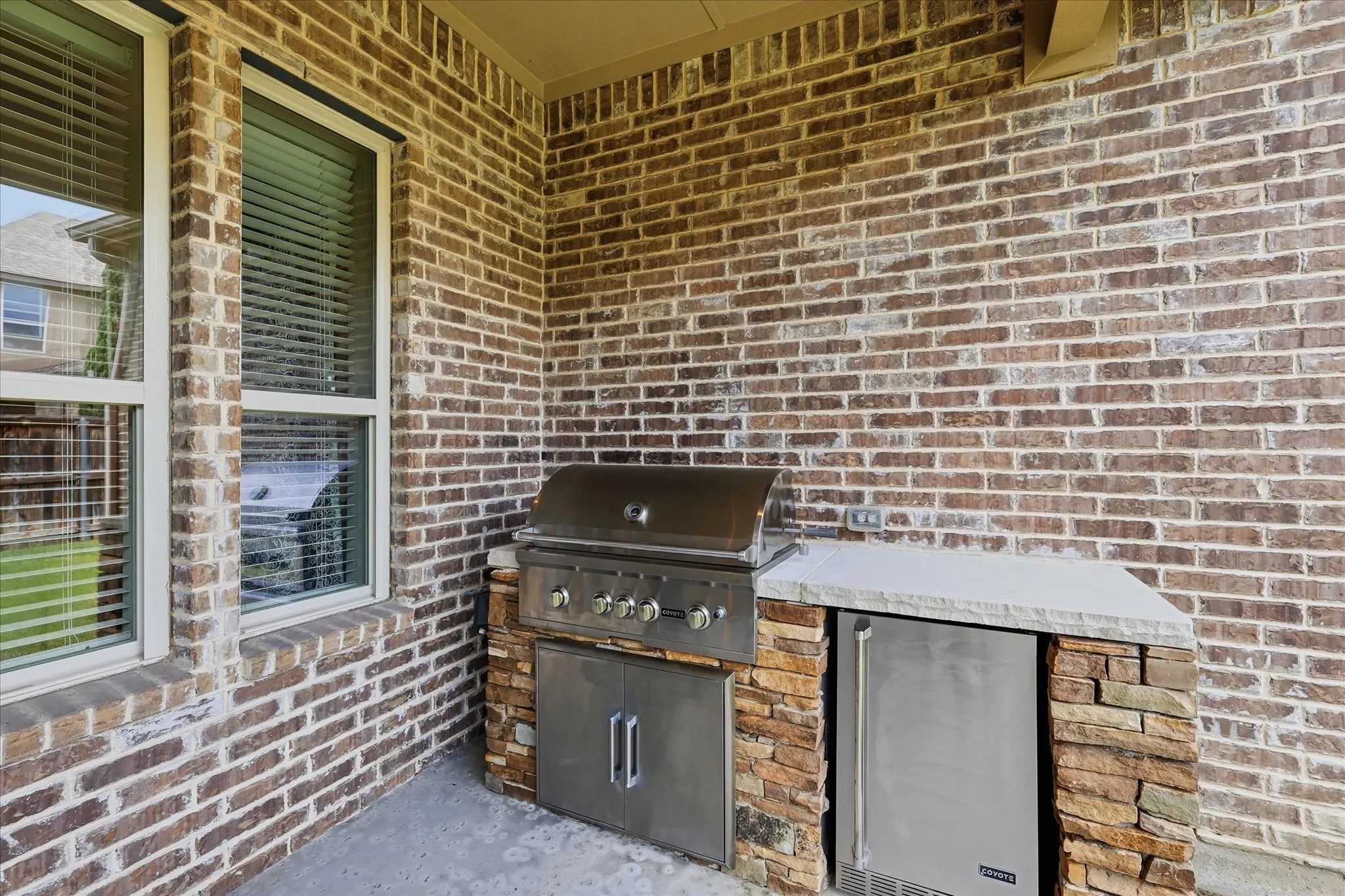 Single Family Residence For Sale in Dallas County , 615 Westhaven Road, Coppell, Texas 75019, 4 Bedroom, 4 Bathroom, 2 Garage spaces, 3,873 Sqft, built in 2014, mls#21327456, Real Estate Agent in Coppell, Homes For Sale in Dallas county, Homes For Sale in Coppell, Realtor in Coppell Texas, Real Estate Brokerage Independent Realty Texas, Luminita Cordes Realtor