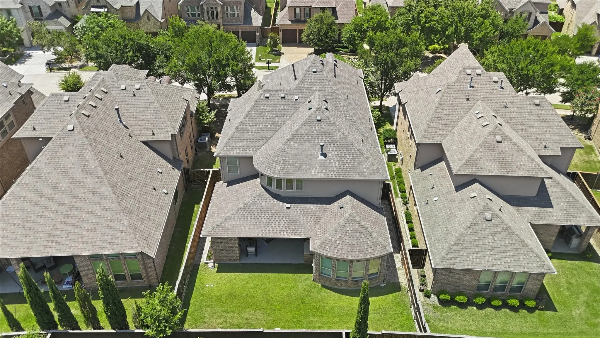 Single Family Residence For Sale in Dallas County , 615 Westhaven Road, Coppell, Texas 75019, 4 Bedroom, 4 Bathroom, 2 Garage spaces, 3,873 Sqft, built in 2014, mls#21327456, Real Estate Agent in Coppell, Homes For Sale in Dallas county, Homes For Sale in Coppell, Realtor in Coppell Texas, Real Estate Brokerage Independent Realty Texas, Luminita Cordes Realtor