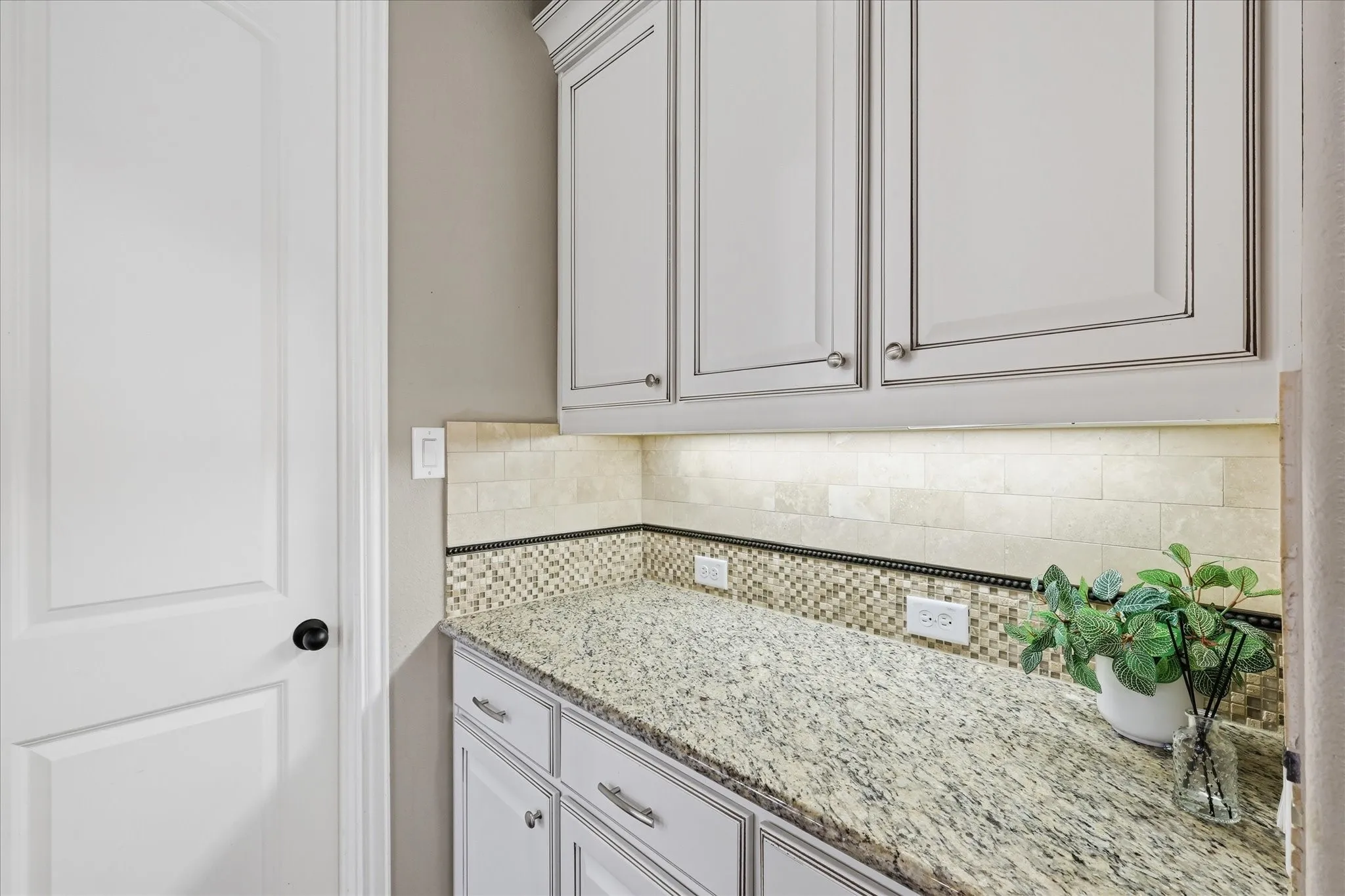 Single Family Residence For Sale in Dallas County , 615 Westhaven Road, Coppell, Texas 75019, 4 Bedroom, 4 Bathroom, 2 Garage spaces, 3,873 Sqft, built in 2014, mls#21327456, Real Estate Agent in Coppell, Homes For Sale in Dallas county, Homes For Sale in Coppell, Realtor in Coppell Texas, Real Estate Brokerage Independent Realty Texas, Luminita Cordes Realtor