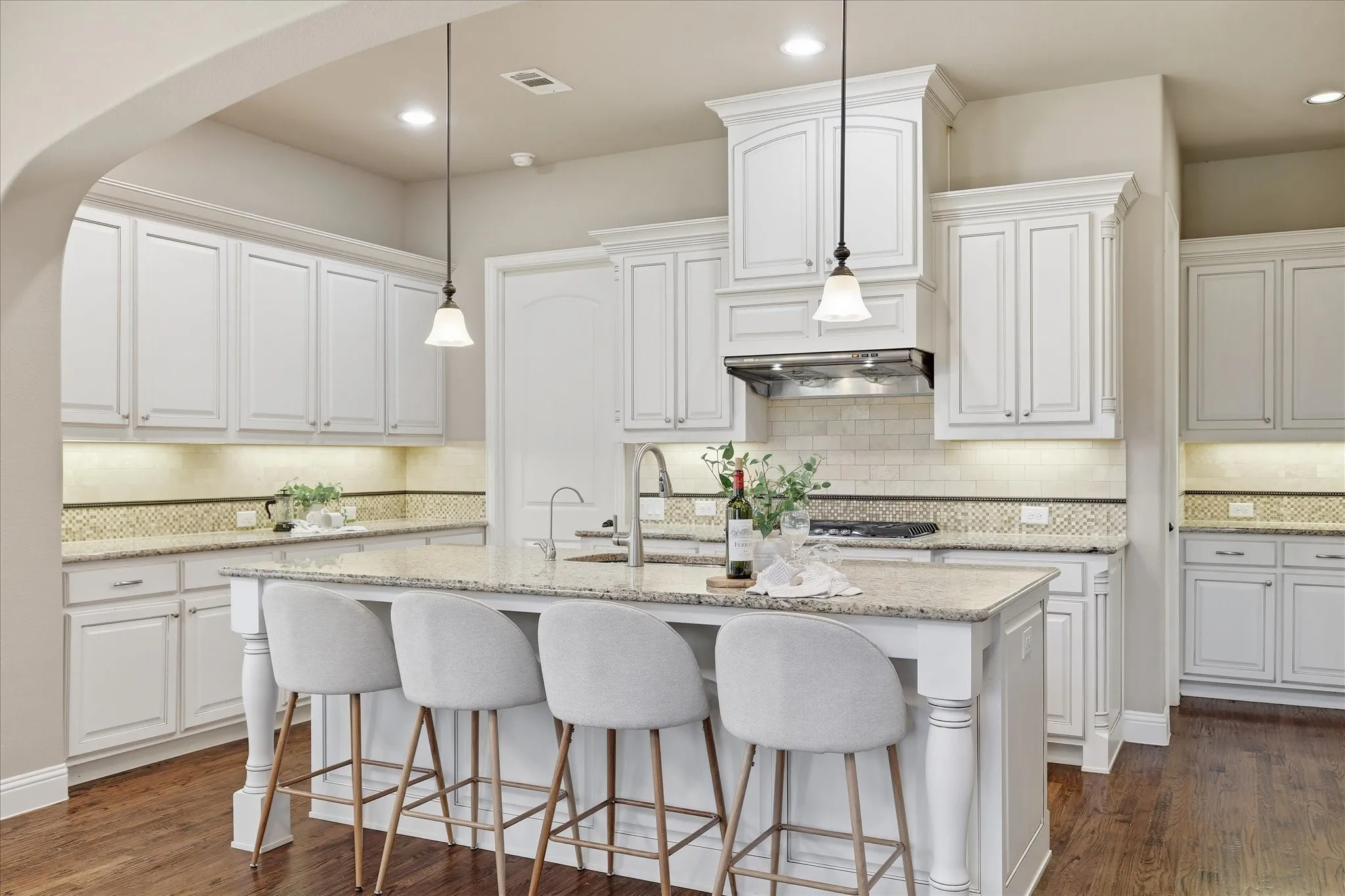 Single Family Residence For Sale in Dallas County , 615 Westhaven Road, Coppell, Texas 75019, 4 Bedroom, 4 Bathroom, 2 Garage spaces, 3,873 Sqft, built in 2014, mls#21327456, Real Estate Agent in Coppell, Homes For Sale in Dallas county, Homes For Sale in Coppell, Realtor in Coppell Texas, Real Estate Brokerage Independent Realty Texas, Luminita Cordes Realtor