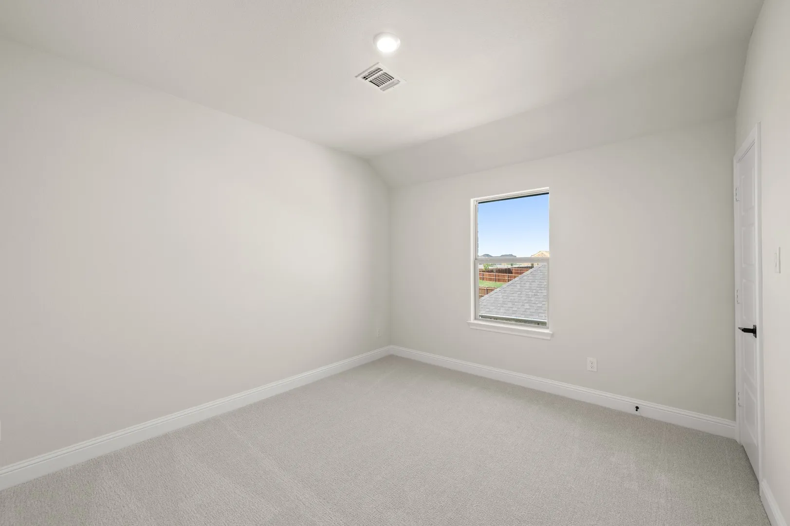 DFW-Myrtle Creek-Concept 3473-224 Mountain Laurel Drive-Bedroom-Risewell Homes-4