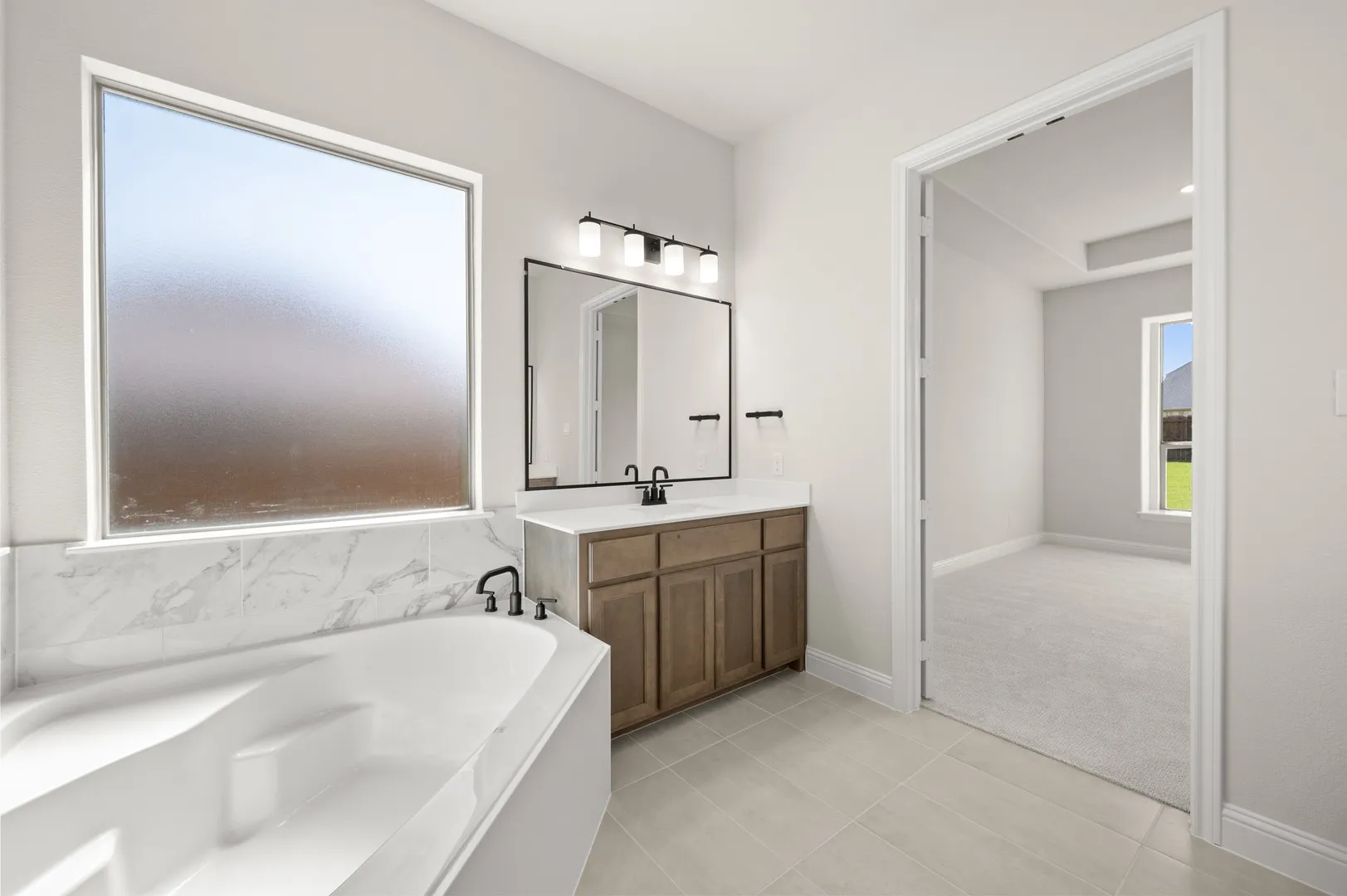 DFW-Myrtle Creek-Concept 3473-224 Mountain Laurel Drive-Primary Suite-Risewell Homes-3