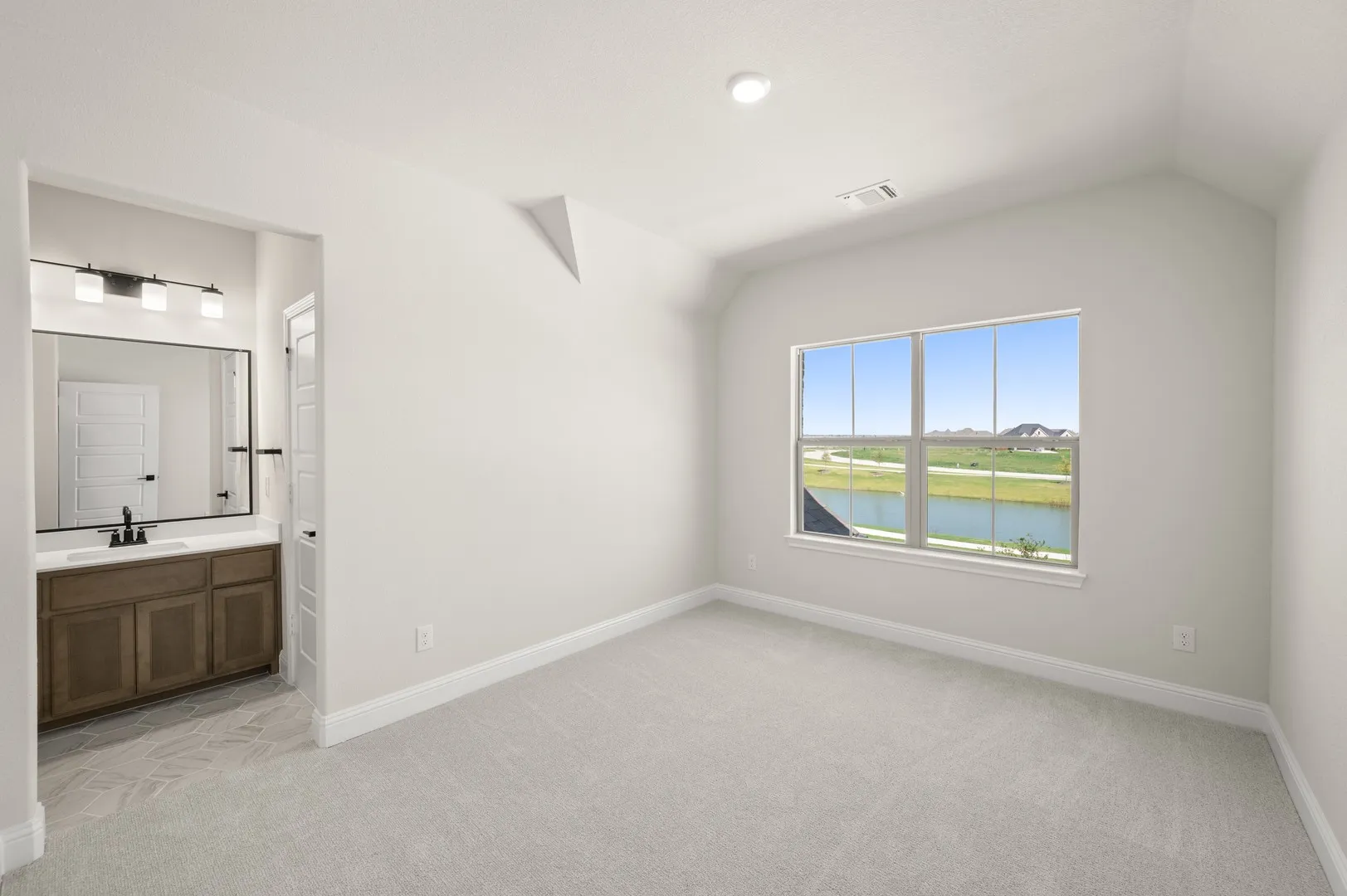 DFW-Myrtle Creek-Concept 3473-224 Mountain Laurel Drive-Bedroom-Risewell Homes-2