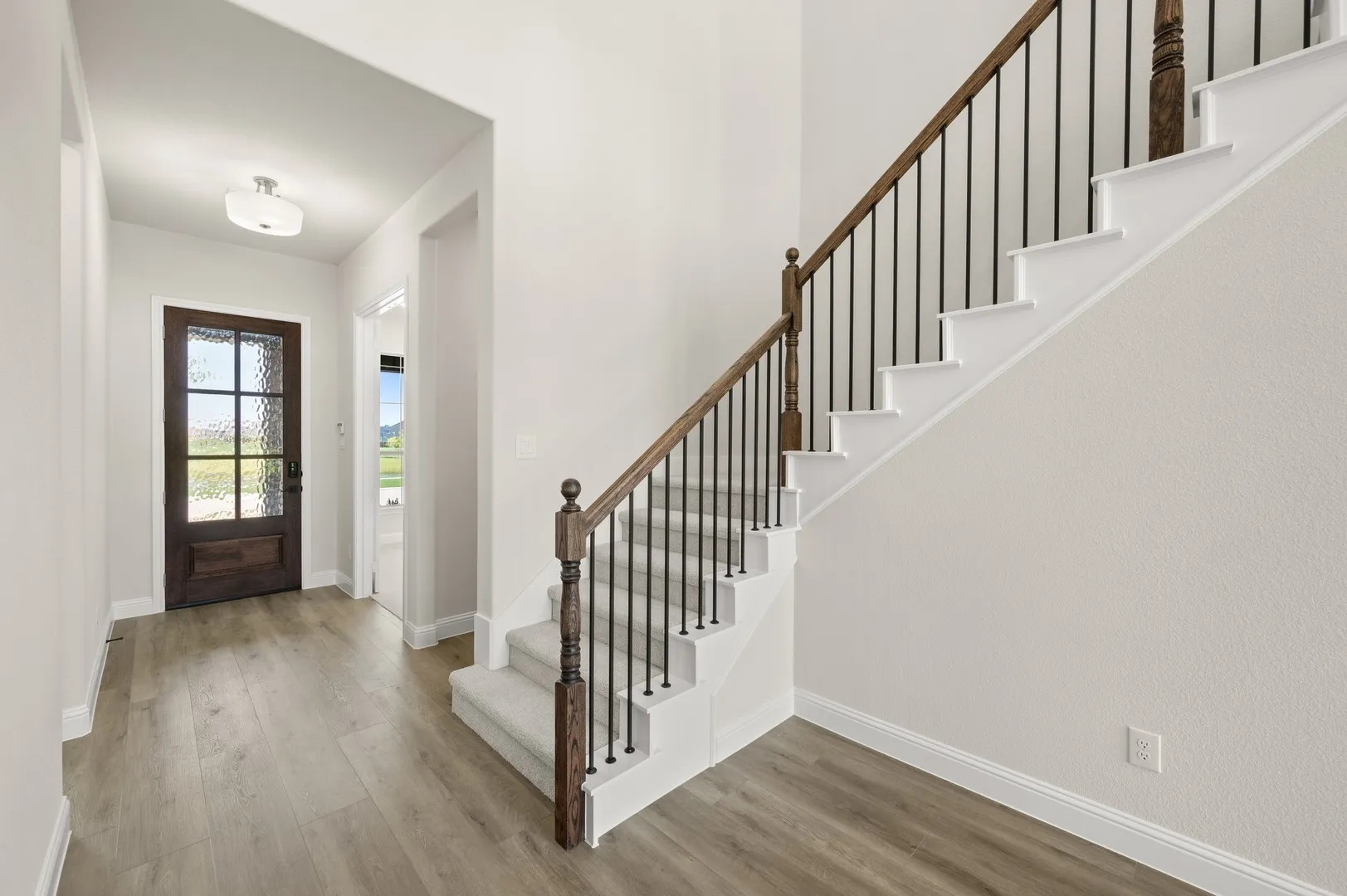DFW-Myrtle Creek-Concept 3473-224 Mountain Laurel Drive-Entry-Risewell Homes-1