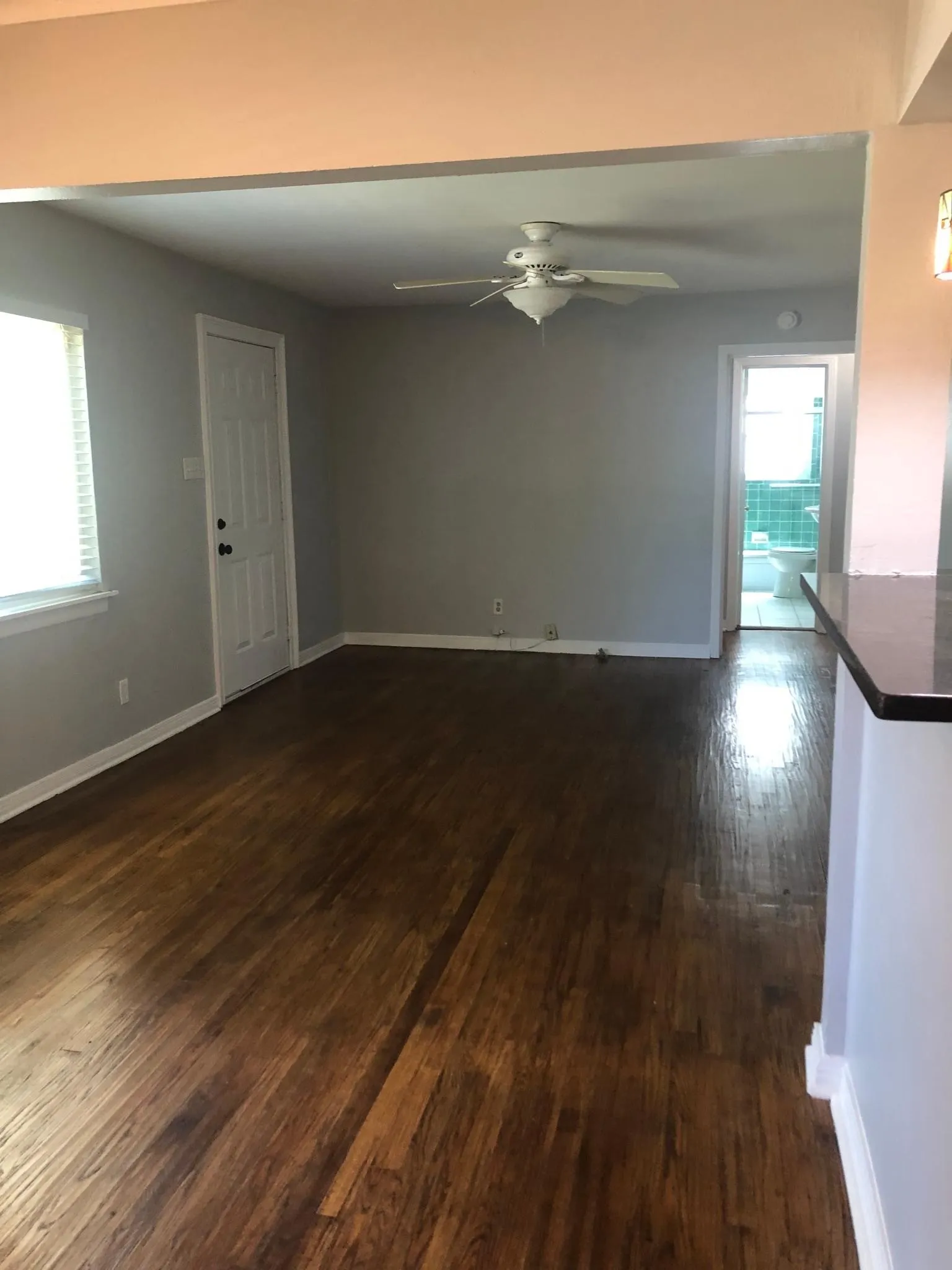Single Family Residence For Rent in Dallas County , 3984 Park Lane, Dallas, Texas 75220, 3 Bedroom, 2 Bathroom, 1 Garage spaces, 1,349 Sqft, built in 1951, mls#21327491, Real Estate Agent in Dallas, Homes For Rent in Dallas county, Homes For Rent in Dallas, Realtor in Dallas Texas, Real Estate Brokerage Independent Realty Texas, Luminita Cordes Realtor