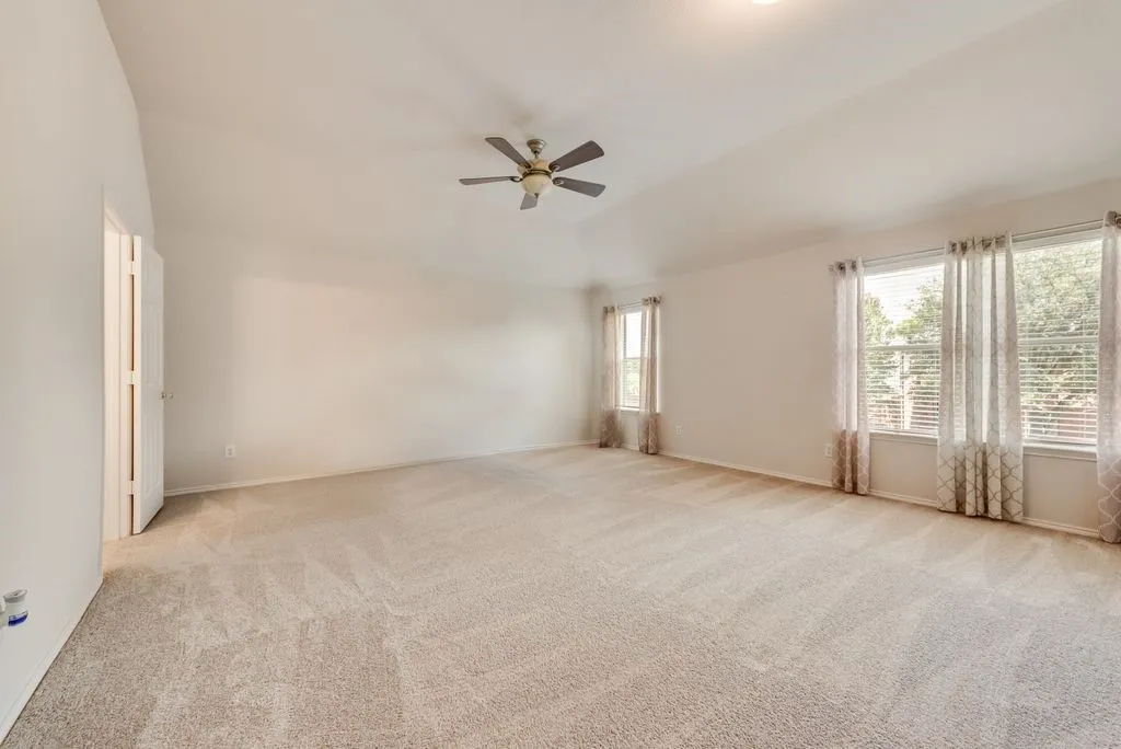 Single Family Residence For Sale in Denton County , 1157 Ducks Landing, Frisco, Texas 75033, 4 Bedroom, 3 Bathroom, 2 Garage spaces, 3,148 Sqft, built in 2003, mls#21326307, Real Estate Agent in Frisco, Homes For Sale in Denton county, Homes For Sale in Frisco, Realtor in Frisco Texas, Real Estate Brokerage Independent Realty Texas, Luminita Cordes Realtor