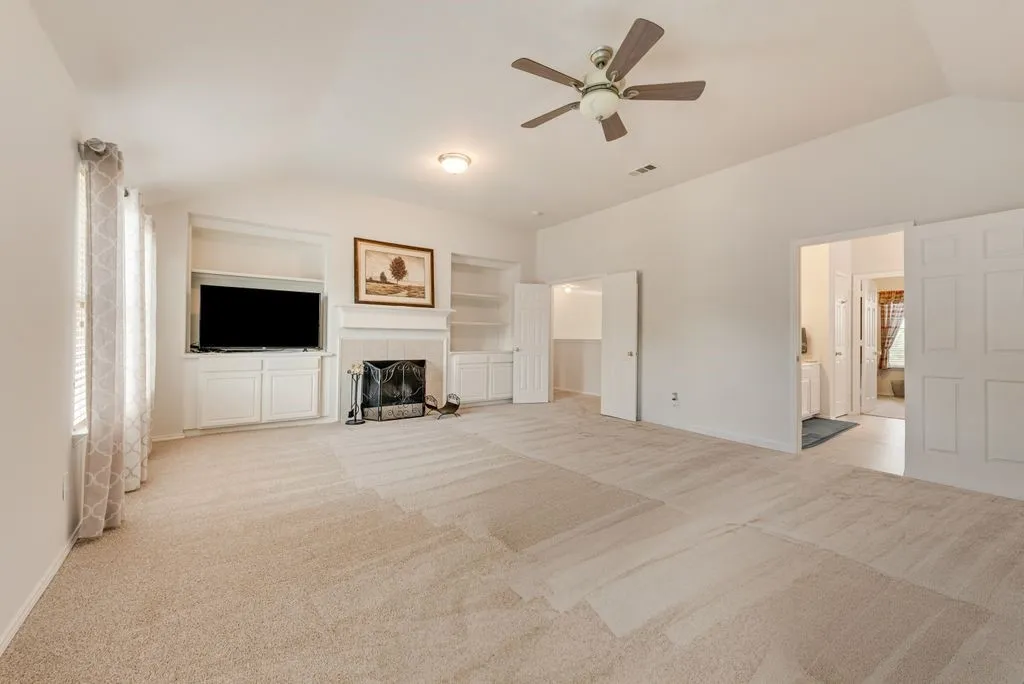 Single Family Residence For Sale in Denton County , 1157 Ducks Landing, Frisco, Texas 75033, 4 Bedroom, 3 Bathroom, 2 Garage spaces, 3,148 Sqft, built in 2003, mls#21326307, Real Estate Agent in Frisco, Homes For Sale in Denton county, Homes For Sale in Frisco, Realtor in Frisco Texas, Real Estate Brokerage Independent Realty Texas, Luminita Cordes Realtor