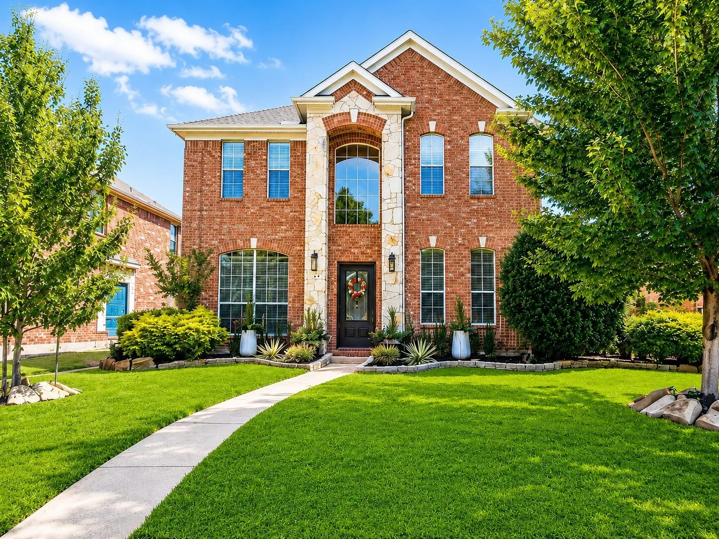Single Family Residence For Sale in Denton County , 1157 Ducks Landing, Frisco, Texas 75033, 4 Bedroom, 3 Bathroom, 2 Garage spaces, 3,148 Sqft, built in 2003, mls#21326307, Real Estate Agent in Frisco, Homes For Sale in Denton county, Homes For Sale in Frisco, Realtor in Frisco Texas, Real Estate Brokerage Independent Realty Texas, Luminita Cordes Realtor