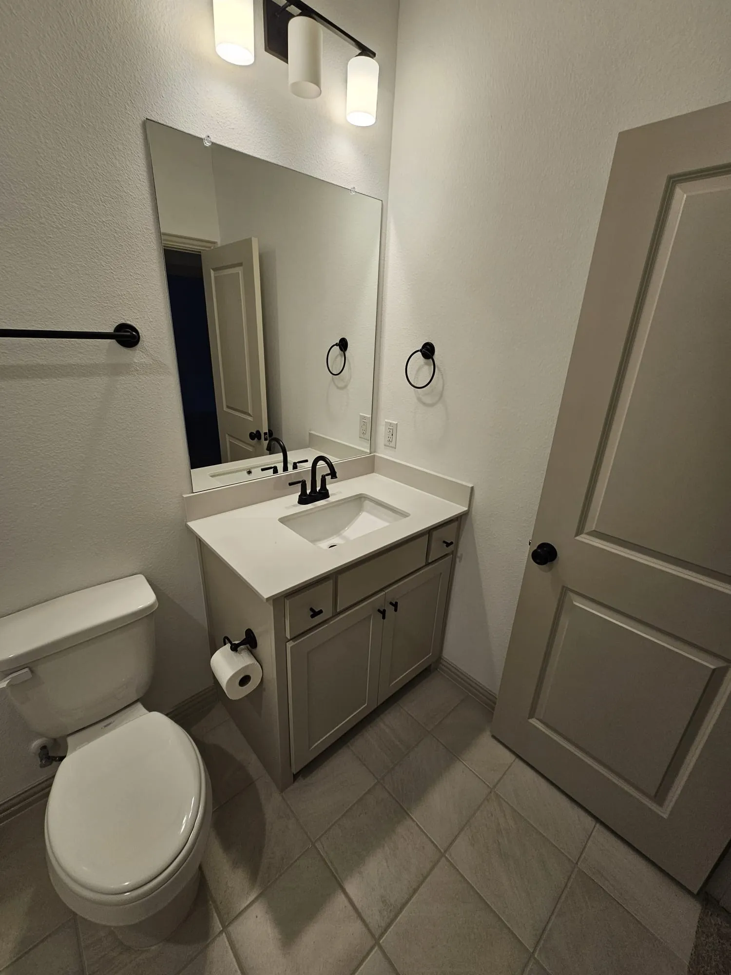 Townhouse For Rent in Tarrant County , 4336 Hopewell Street, North Richland Hills, Texas 76180, 3 Bedroom, 3 Bathroom, 2 Garage spaces, 1,684 Sqft, built in 2024, mls#21327251, Real Estate Agent in North Richland Hills, Homes For Rent in Tarrant county, Homes For Rent in North Richland Hills, Realtor in North Richland Hills Texas, Real Estate Brokerage Independent Realty Texas, Luminita Cordes Realtor
