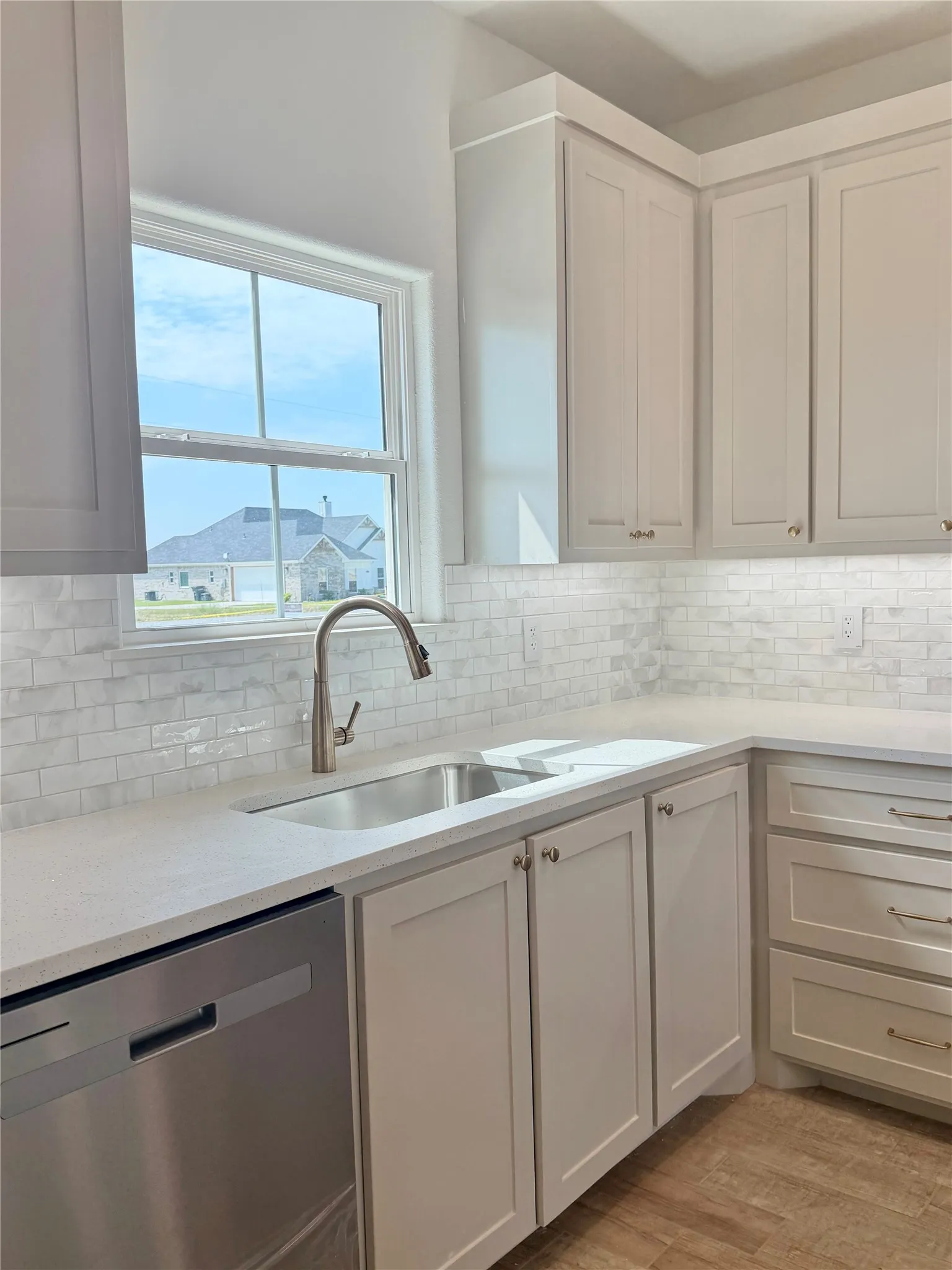 Single Family Residence For Sale in Parker County , 2013 Collin Street, Weatherford, Texas 76085, 3 Bedroom, 2 Bathroom, 3 Garage spaces, 2,040 Sqft, built in 2026, mls#21327460, Real Estate Agent in Weatherford, Homes For Sale in Parker county, Homes For Sale in Weatherford, Realtor in Weatherford Texas, Real Estate Brokerage Independent Realty Texas, Luminita Cordes Realtor
