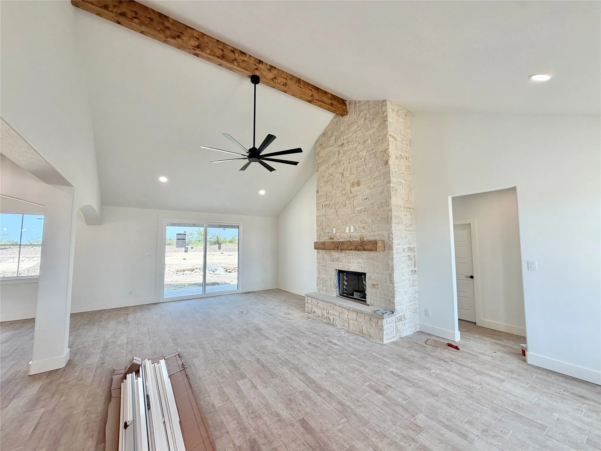 Single Family Residence For Sale in Parker County , 2013 Collin Street, Weatherford, Texas 76085, 3 Bedroom, 2 Bathroom, 3 Garage spaces, 2,040 Sqft, built in 2026, mls#21327460, Real Estate Agent in Weatherford, Homes For Sale in Parker county, Homes For Sale in Weatherford, Realtor in Weatherford Texas, Real Estate Brokerage Independent Realty Texas, Luminita Cordes Realtor