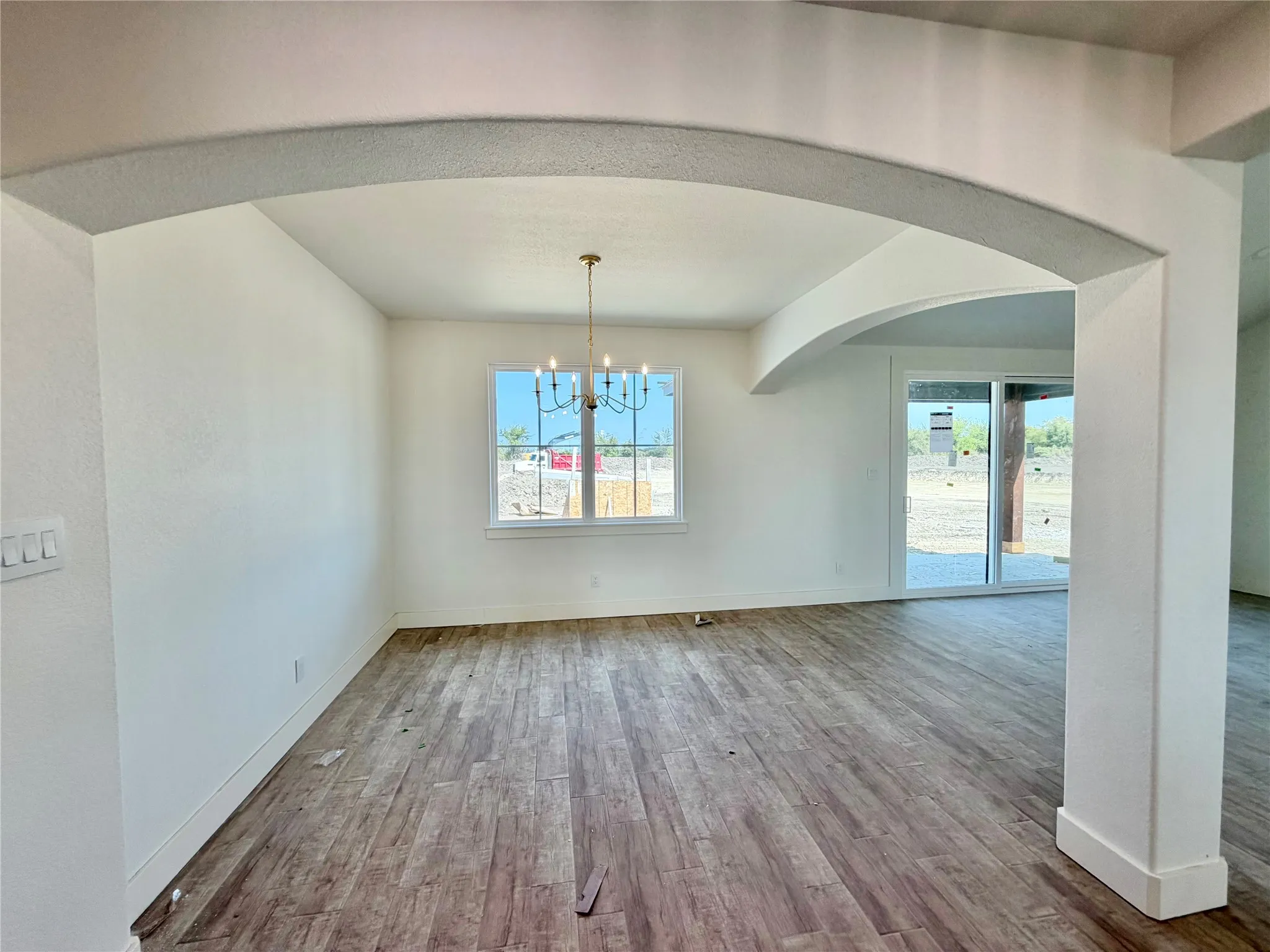 Single Family Residence For Sale in Parker County , 2013 Collin Street, Weatherford, Texas 76085, 3 Bedroom, 2 Bathroom, 3 Garage spaces, 2,040 Sqft, built in 2026, mls#21327460, Real Estate Agent in Weatherford, Homes For Sale in Parker county, Homes For Sale in Weatherford, Realtor in Weatherford Texas, Real Estate Brokerage Independent Realty Texas, Luminita Cordes Realtor
