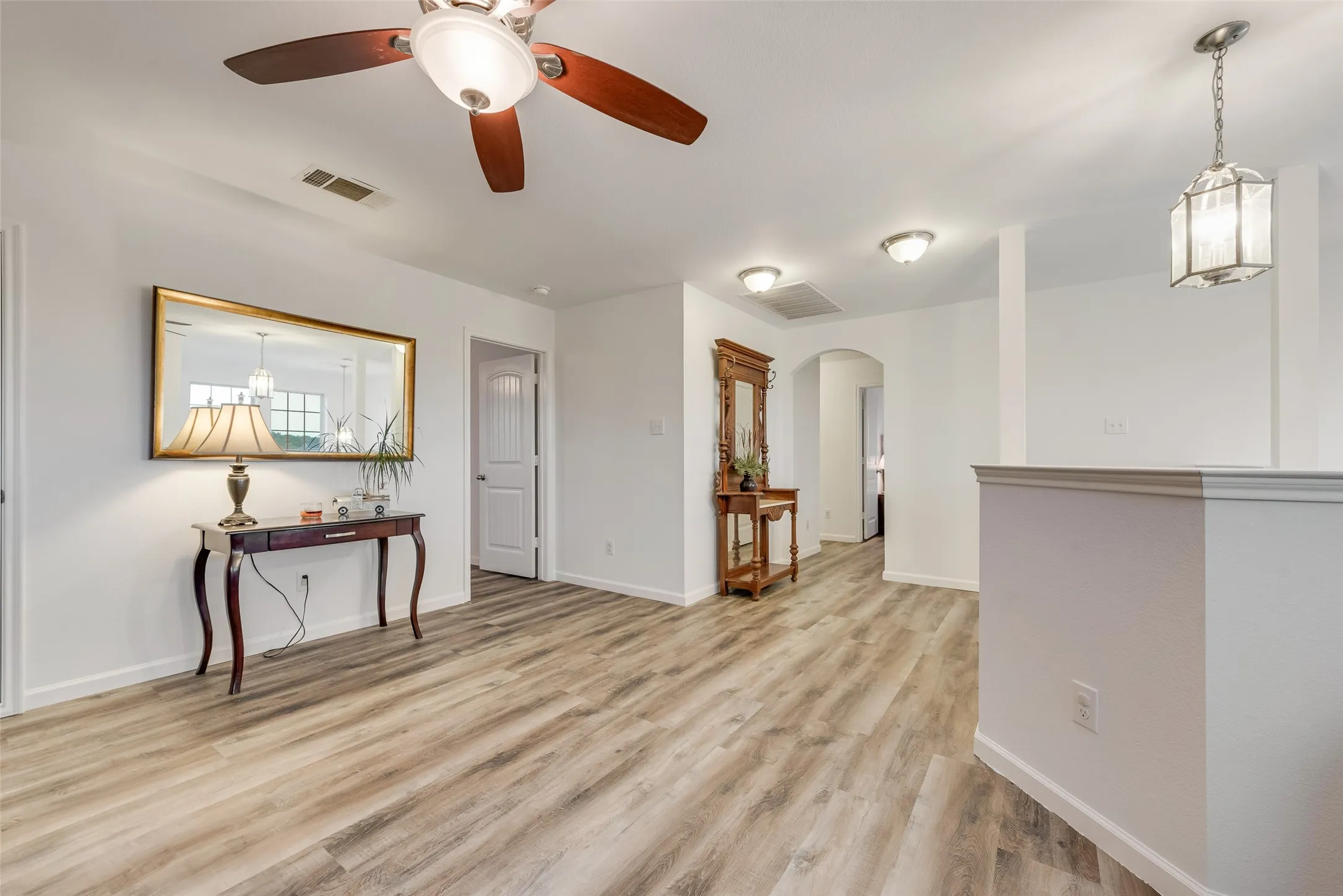 Single Family Residence For Sale in Collin County , 1409 Waco Turner, Royse City, Texas 75189, 5 Bedroom, 3 Bathroom, 2 Garage spaces, 2,607 Sqft, built in 2014, mls#21327118, Real Estate Agent in Royse City, Homes For Sale in Collin county, Homes For Sale in Royse City, Realtor in Royse City Texas, Real Estate Brokerage Independent Realty Texas, Luminita Cordes Realtor