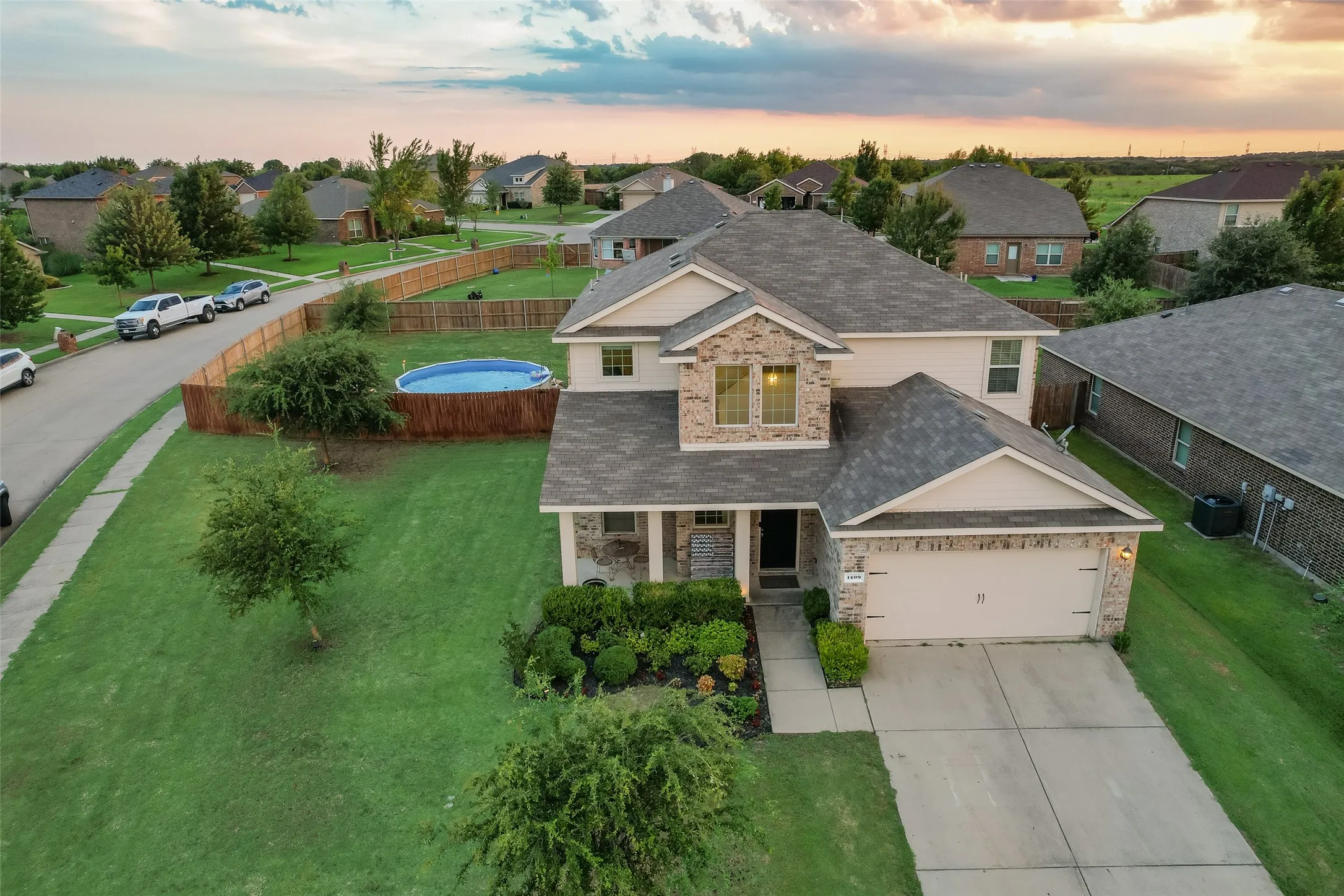Single Family Residence For Sale in Collin County , 1409 Waco Turner, Royse City, Texas 75189, 5 Bedroom, 3 Bathroom, 2 Garage spaces, 2,607 Sqft, built in 2014, mls#21327118, Real Estate Agent in Royse City, Homes For Sale in Collin county, Homes For Sale in Royse City, Realtor in Royse City Texas, Real Estate Brokerage Independent Realty Texas, Luminita Cordes Realtor