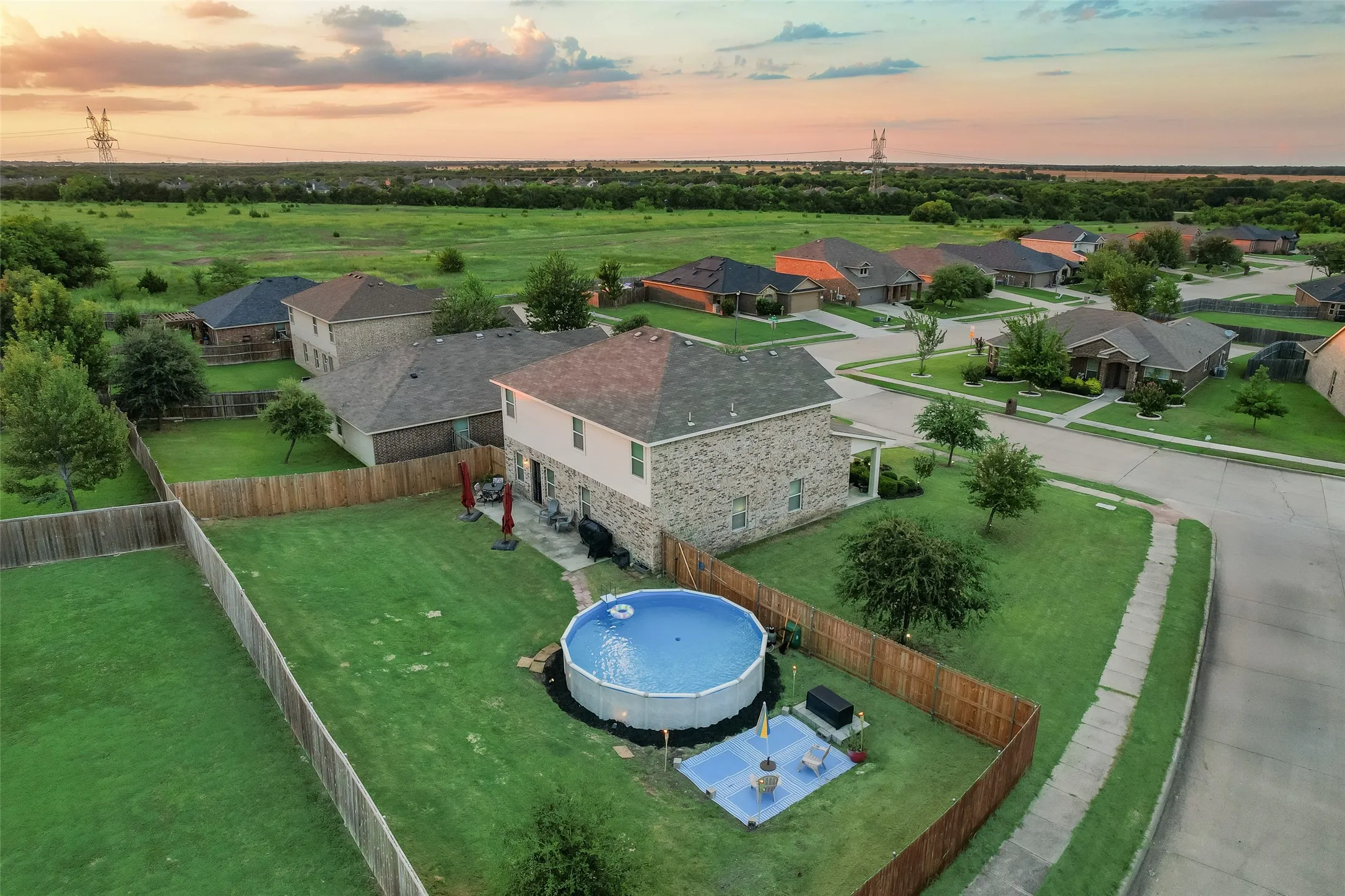 Single Family Residence For Sale in Collin County , 1409 Waco Turner, Royse City, Texas 75189, 5 Bedroom, 3 Bathroom, 2 Garage spaces, 2,607 Sqft, built in 2014, mls#21327118, Real Estate Agent in Royse City, Homes For Sale in Collin county, Homes For Sale in Royse City, Realtor in Royse City Texas, Real Estate Brokerage Independent Realty Texas, Luminita Cordes Realtor