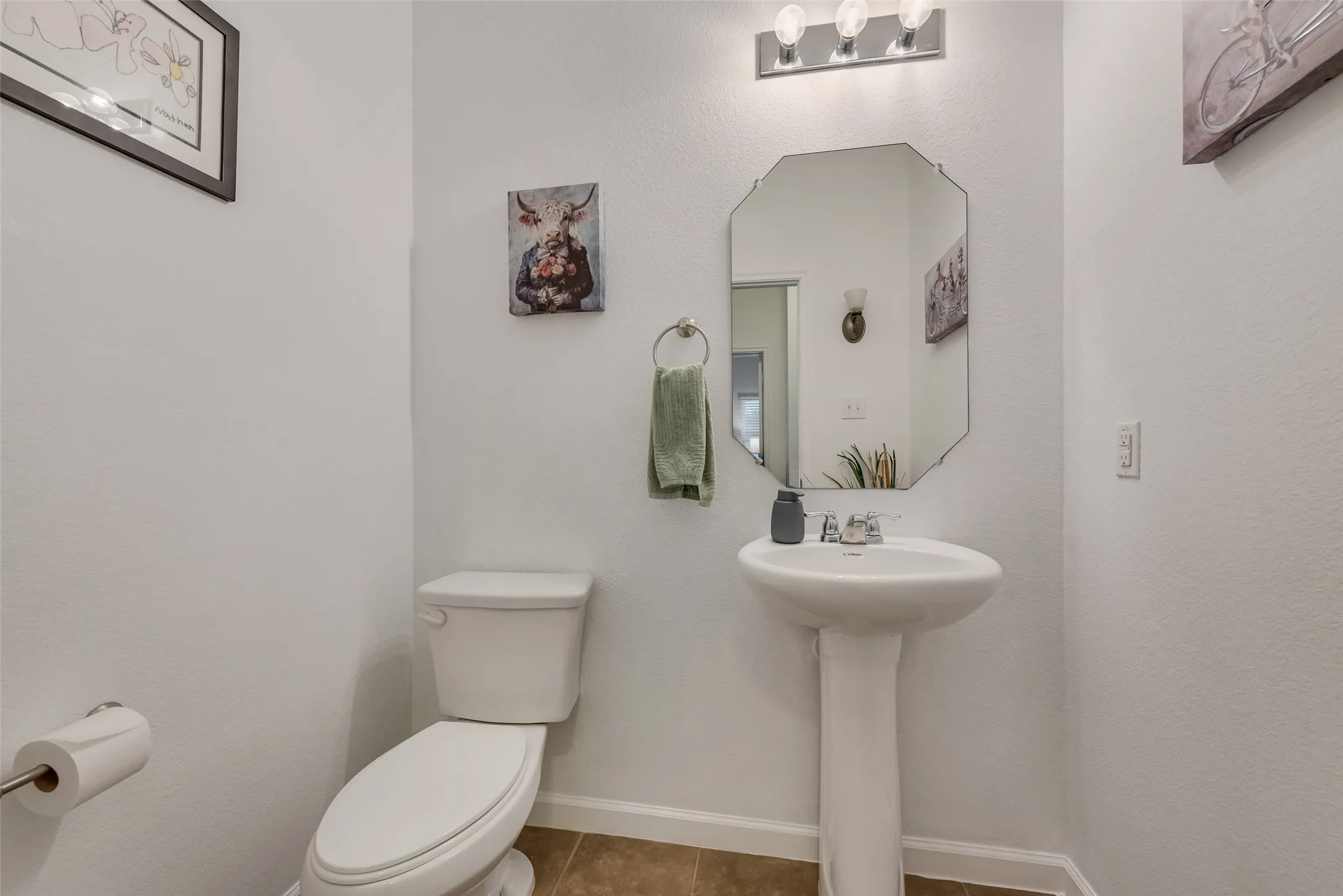 Single Family Residence For Sale in Collin County , 1409 Waco Turner, Royse City, Texas 75189, 5 Bedroom, 3 Bathroom, 2 Garage spaces, 2,607 Sqft, built in 2014, mls#21327118, Real Estate Agent in Royse City, Homes For Sale in Collin county, Homes For Sale in Royse City, Realtor in Royse City Texas, Real Estate Brokerage Independent Realty Texas, Luminita Cordes Realtor