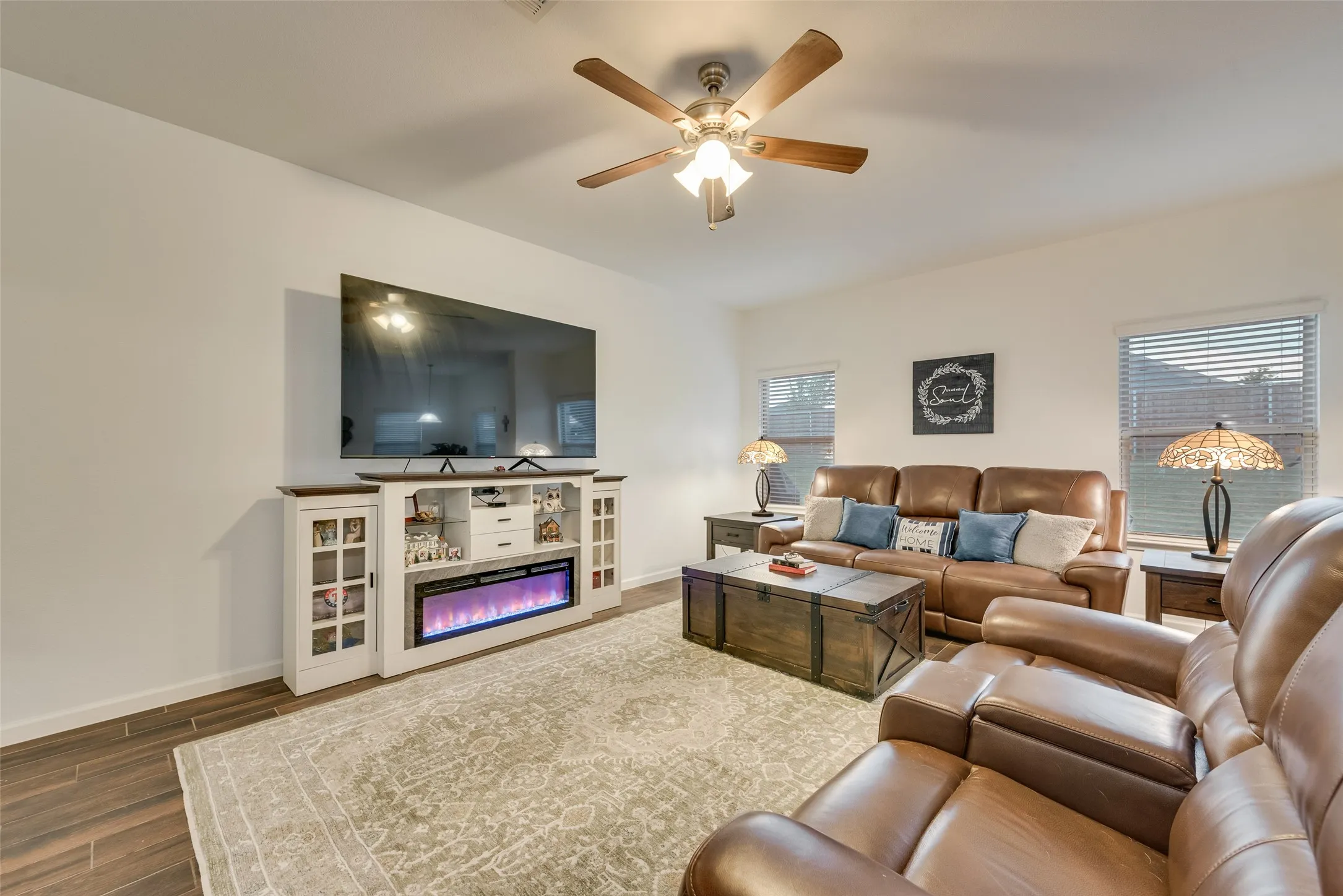 Single Family Residence For Sale in Collin County , 1409 Waco Turner, Royse City, Texas 75189, 5 Bedroom, 3 Bathroom, 2 Garage spaces, 2,607 Sqft, built in 2014, mls#21327118, Real Estate Agent in Royse City, Homes For Sale in Collin county, Homes For Sale in Royse City, Realtor in Royse City Texas, Real Estate Brokerage Independent Realty Texas, Luminita Cordes Realtor